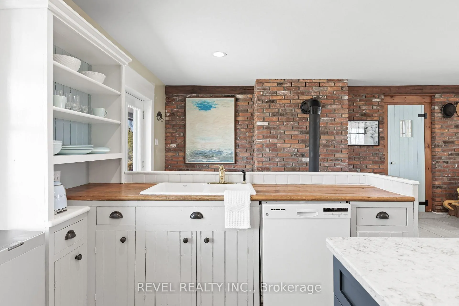 Photo 21 of 291 County Rd 30, Kawartha Lakes, Verulam — HOMEH