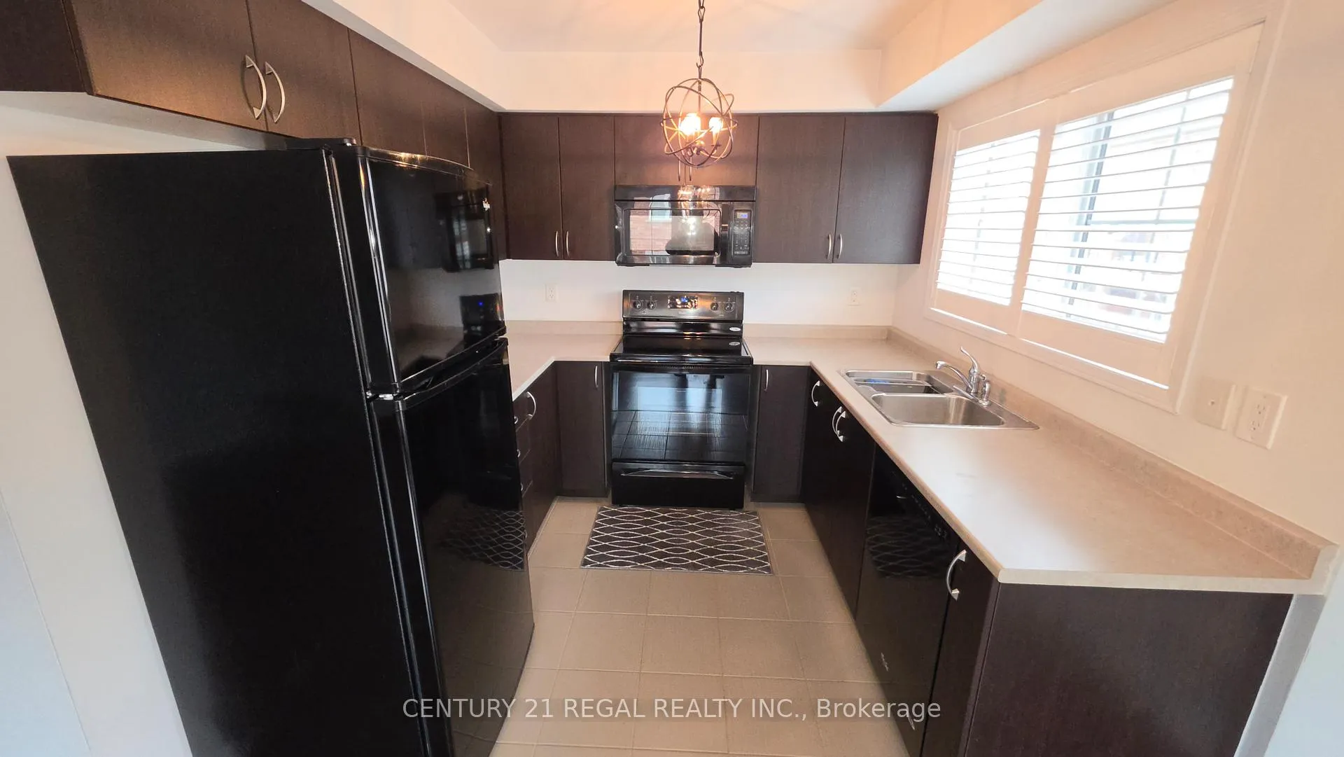 Photo 8 of Unit 19, 39 Hays Boulevard, Oakville, River Oaks — HOMEH
