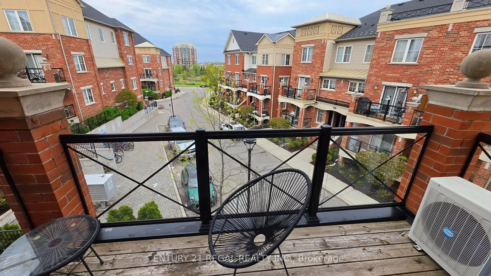 Photo 26 of Unit 19, 39 Hays Boulevard, Oakville, River Oaks — HOMEH