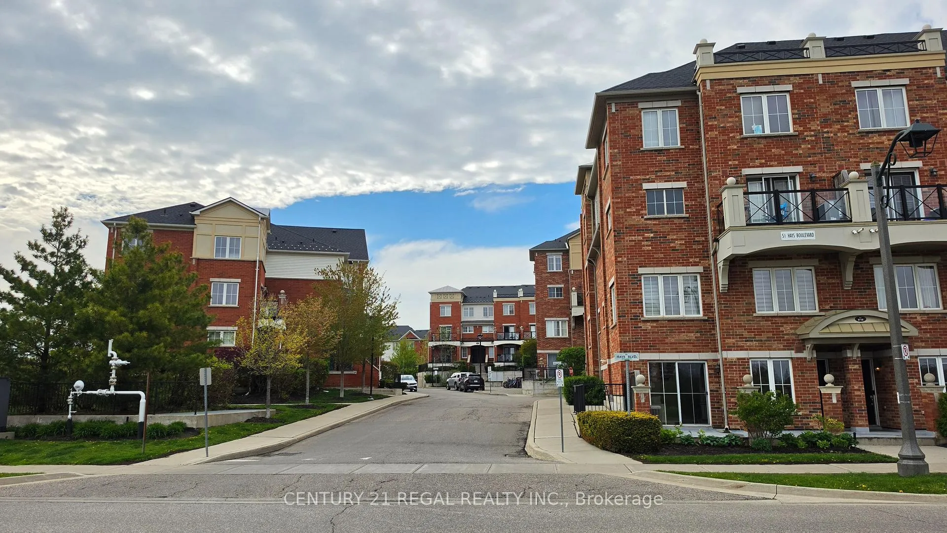 Photo 32 of Unit 19, 39 Hays Boulevard, Oakville, River Oaks — HOMEH