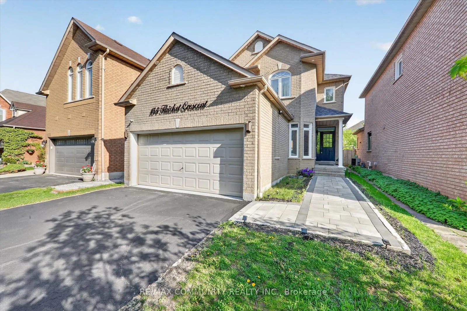 Photo 4 of 154 Thicket Crescent, Pickering, Highbush — HOMEH