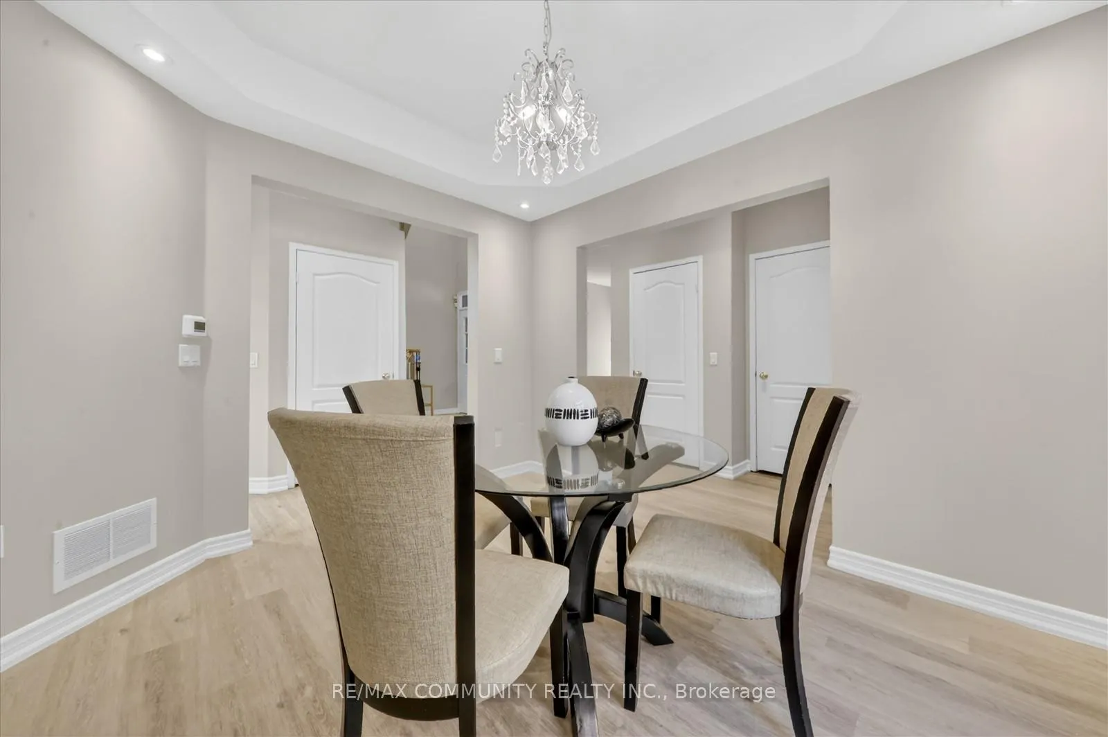 Photo 12 of 154 Thicket Crescent, Pickering, Highbush — HOMEH