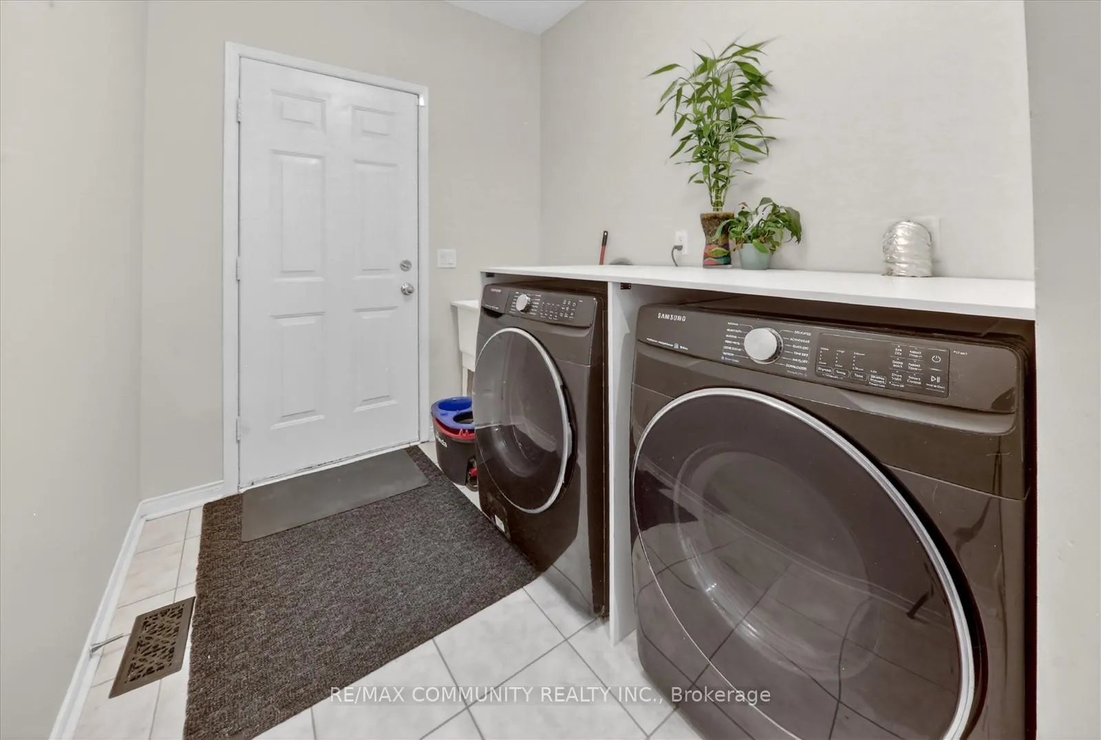 Photo 20 of 154 Thicket Crescent, Pickering, Highbush — HOMEH