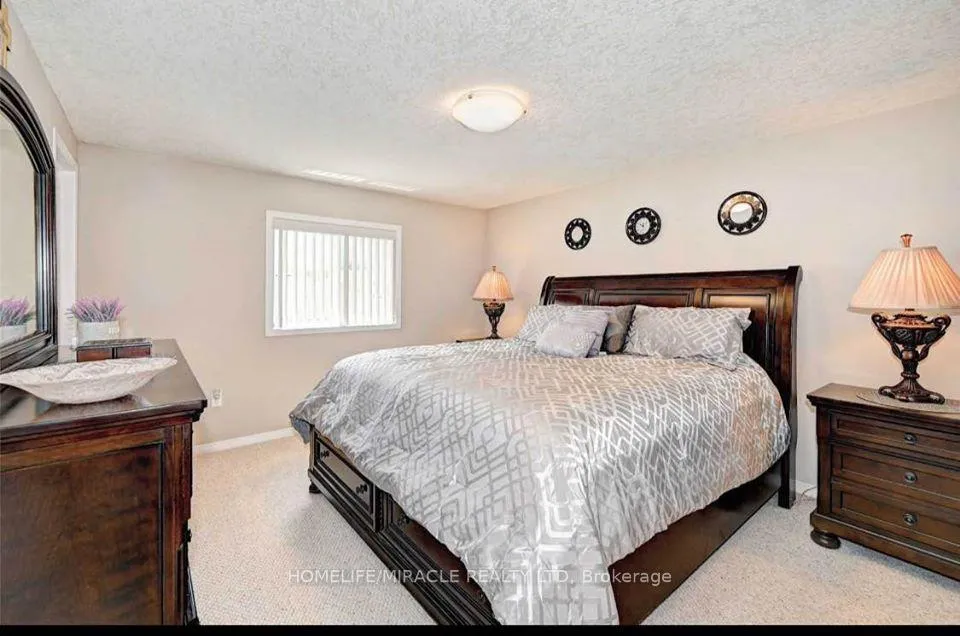 Photo 12 of 130 Upper Mercer Street, Kitchener, Grand River South — HOMEH