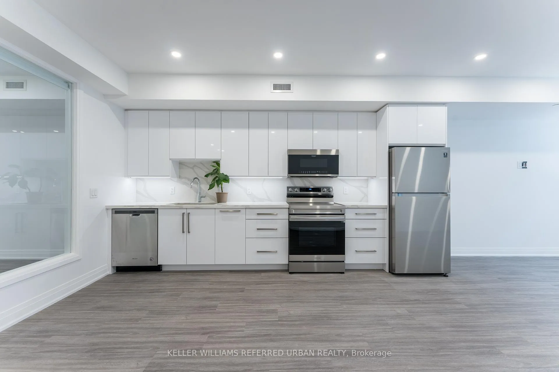 Photo 2 of Unit 202, 475 Queen Street W, Toronto, Waterfront Communities — HOMEH