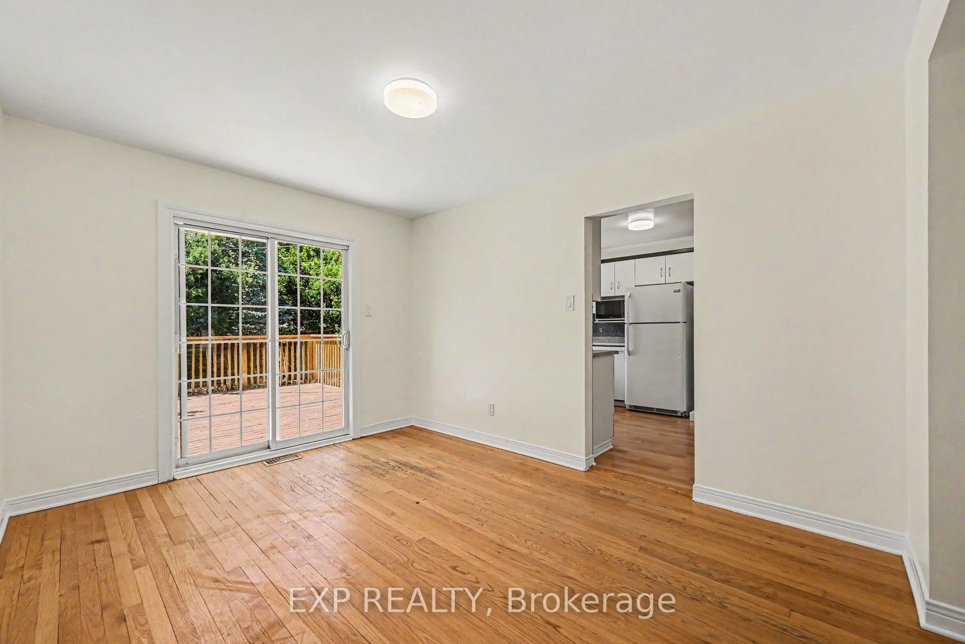 Photo 7 of 1214 Clyde Avenue, Ottawa, Copeland Park — HOMEH
