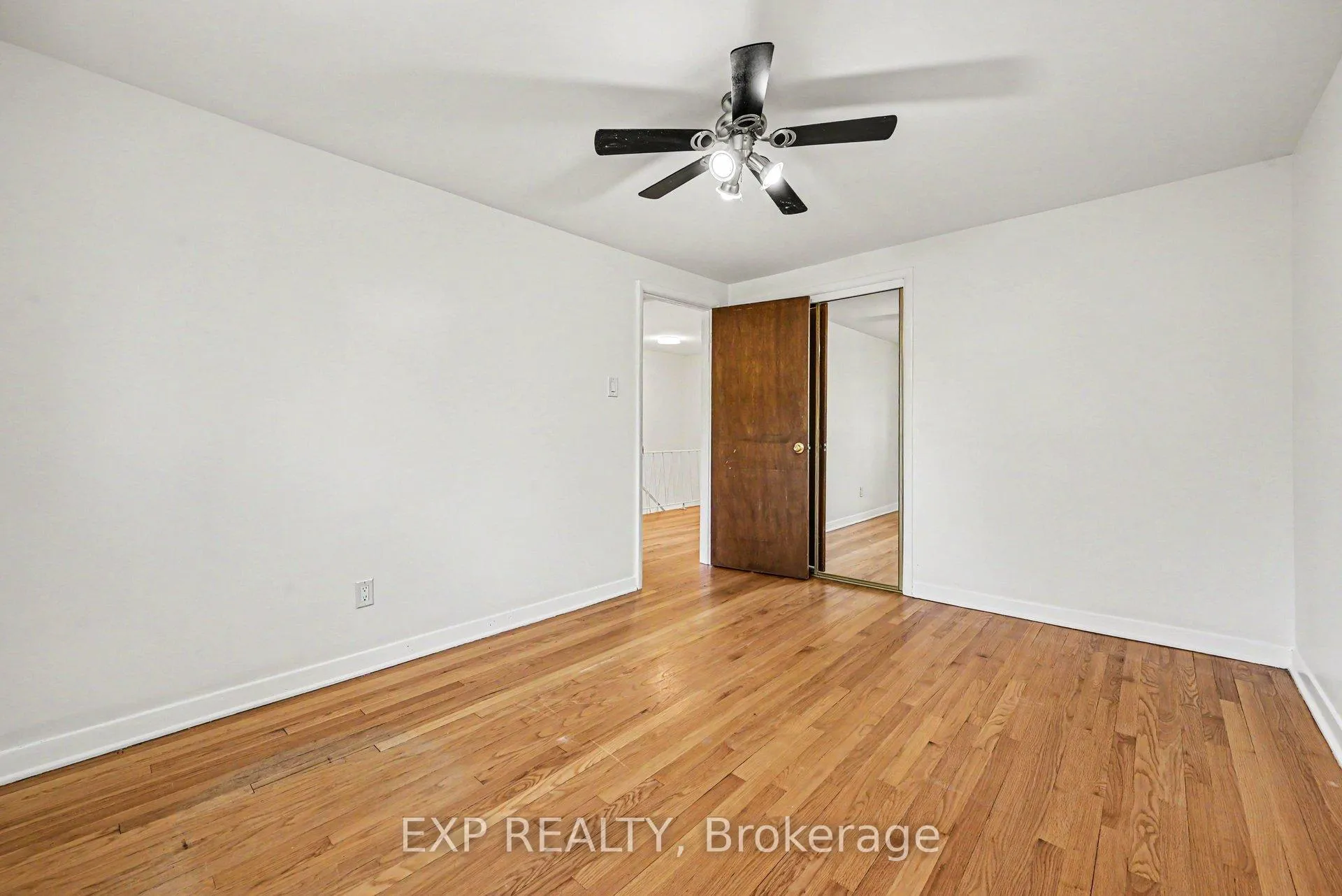 Photo 15 of 1214 Clyde Avenue, Ottawa, Copeland Park — HOMEH