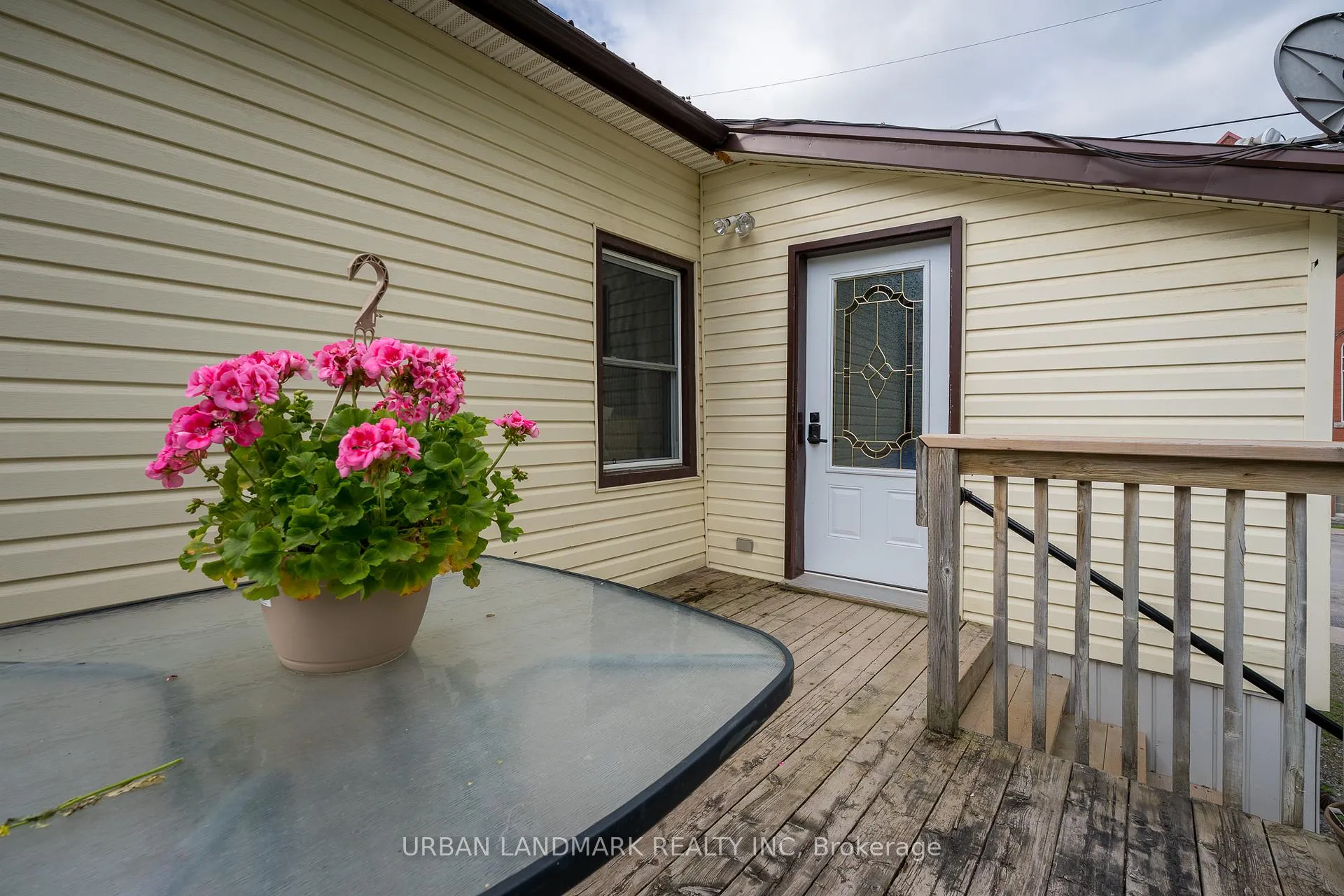 Photo 6 of 106 St Lawrence Street E, Centre Hastings — HOMEH