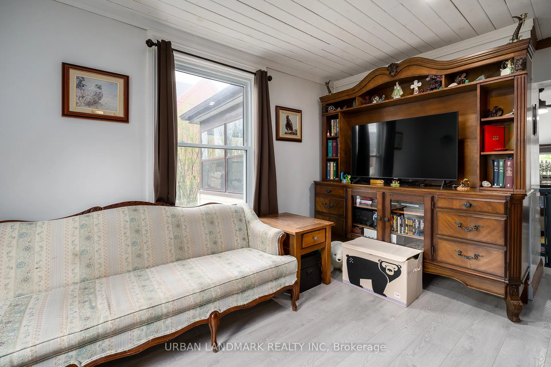 Photo 17 of 106 St Lawrence Street E, Centre Hastings — HOMEH
