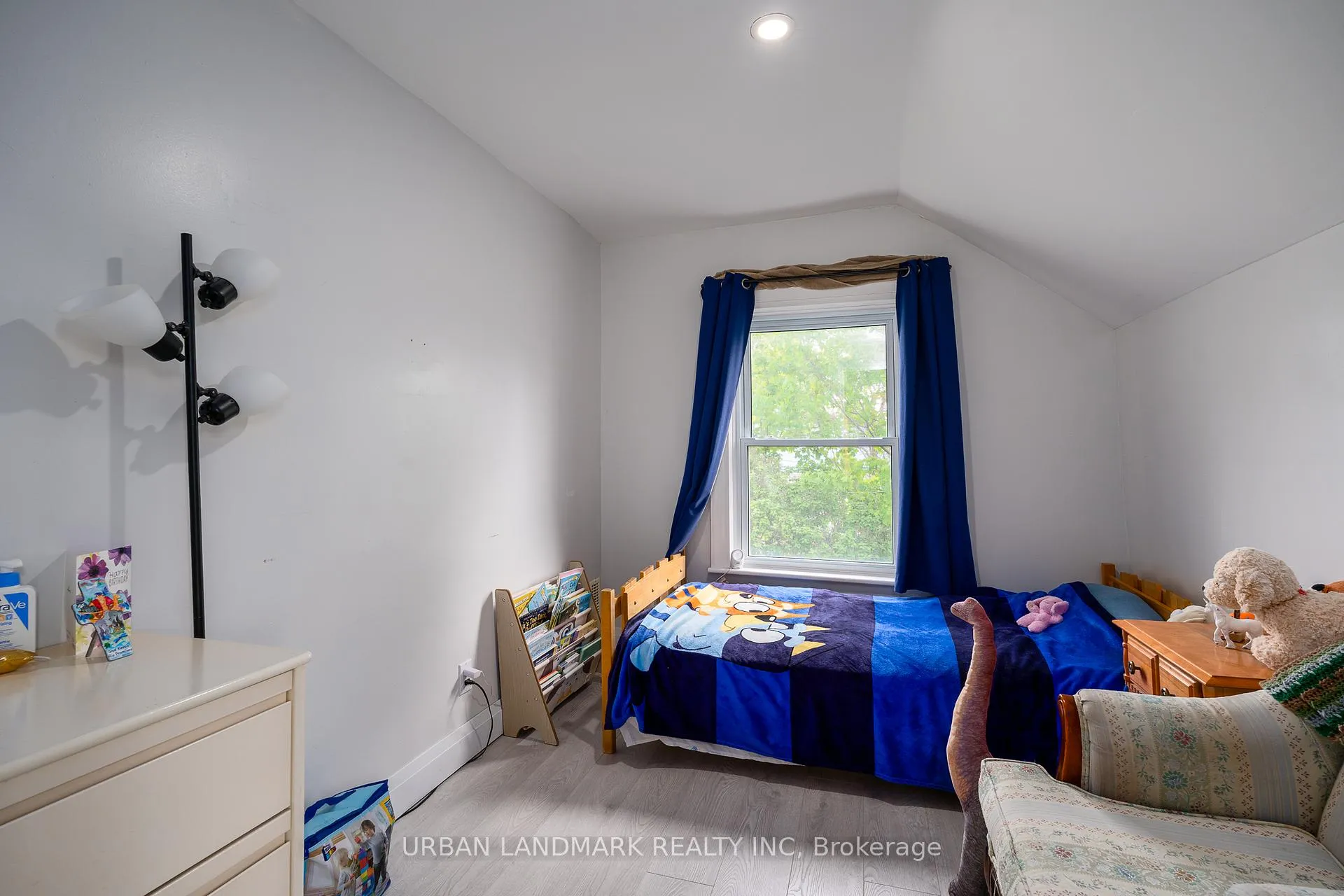 Photo 25 of 106 St Lawrence Street E, Centre Hastings — HOMEH
