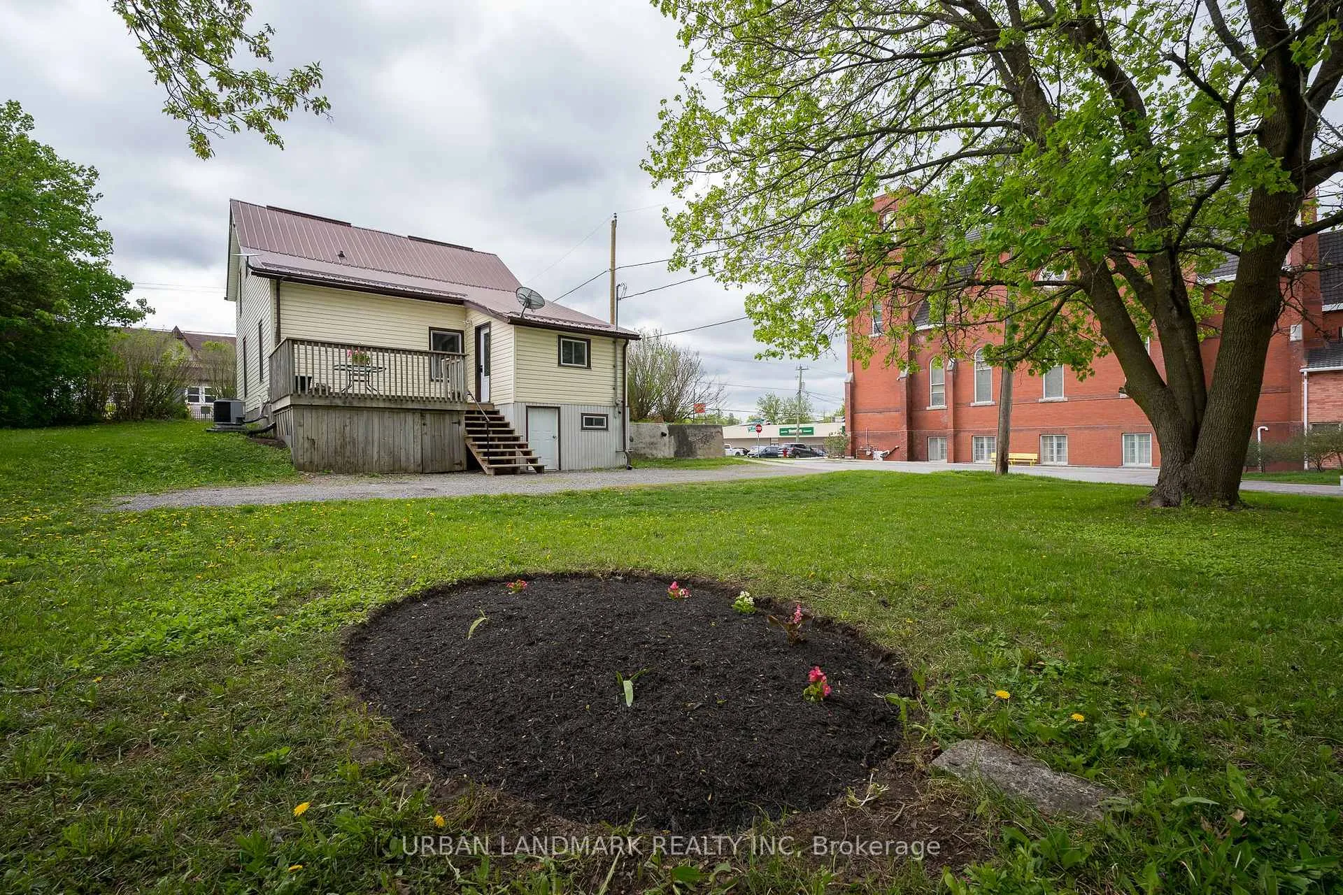 Photo 29 of 106 St Lawrence Street E, Centre Hastings — HOMEH