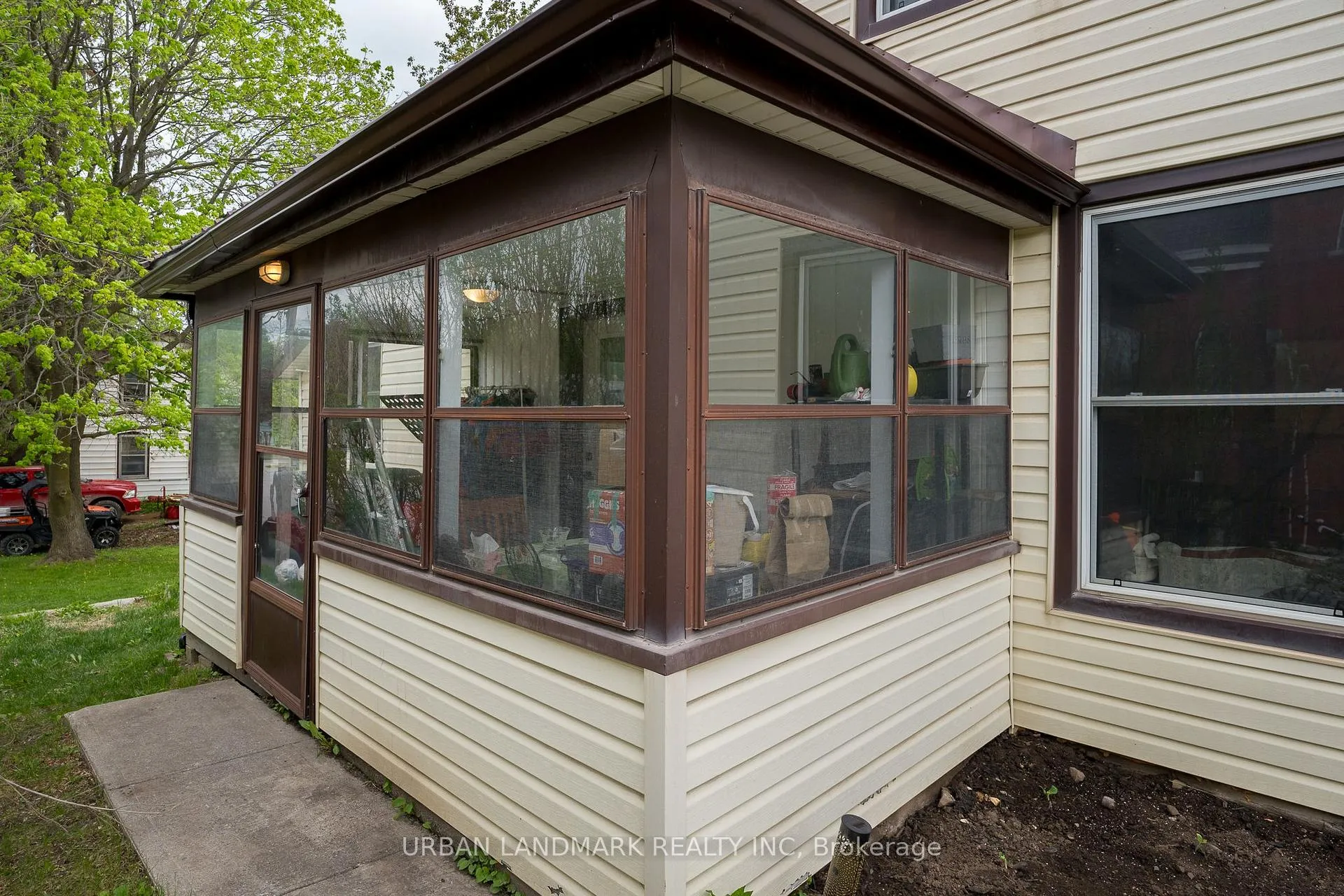 Photo 31 of 106 St Lawrence Street E, Centre Hastings — HOMEH
