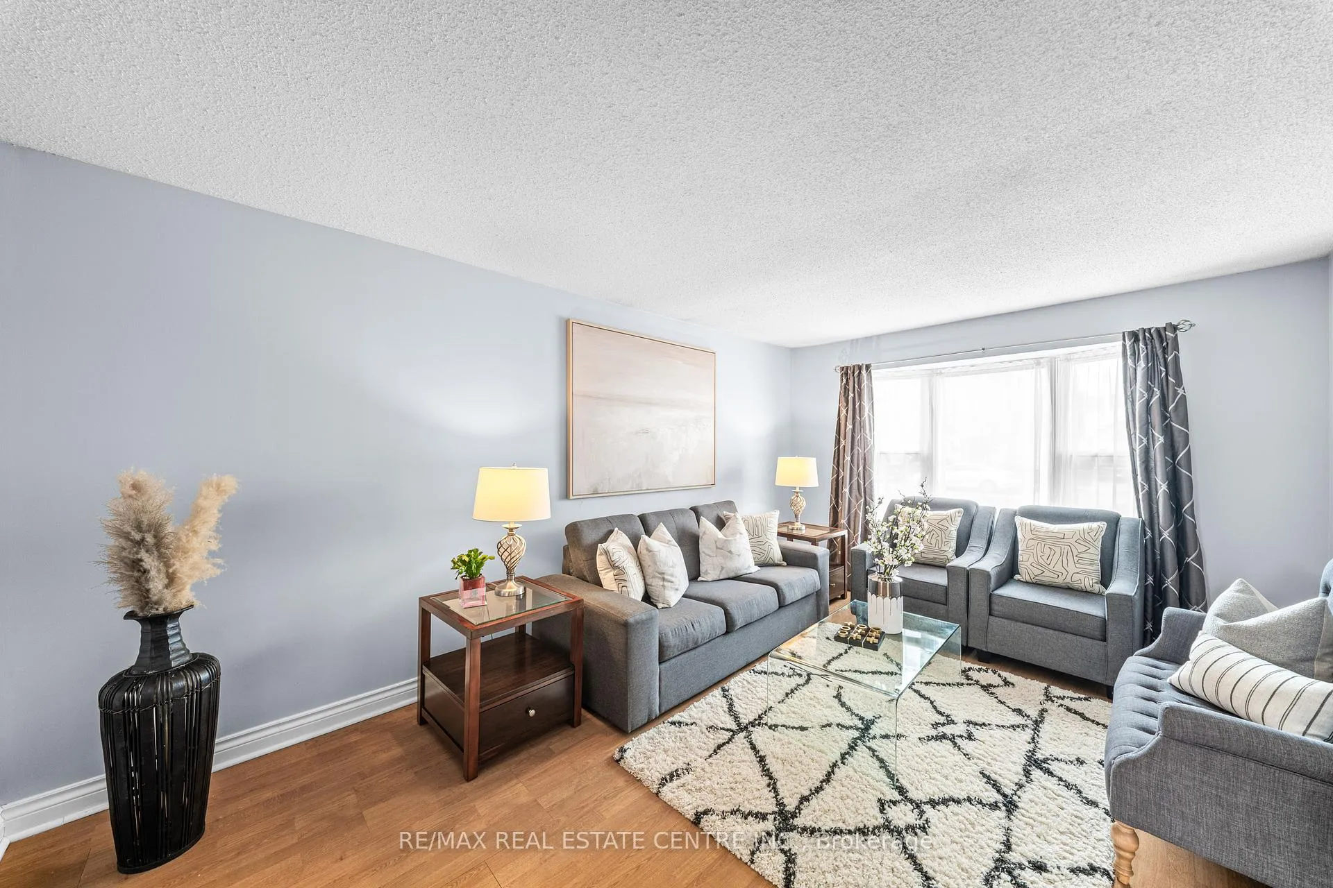 Photo 11 of 98 Mikado Crescent, Brampton, Central Park — HOMEH