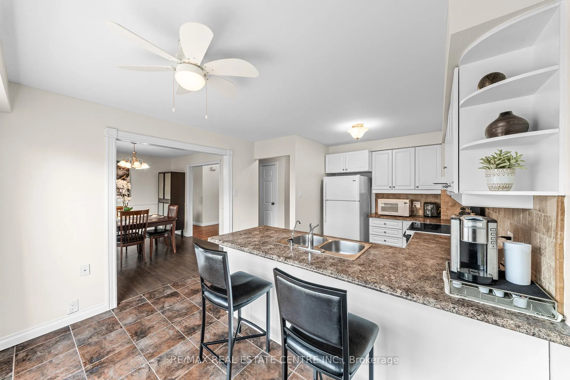 Photo 20 of 98 Mikado Crescent, Brampton, Central Park — HOMEH