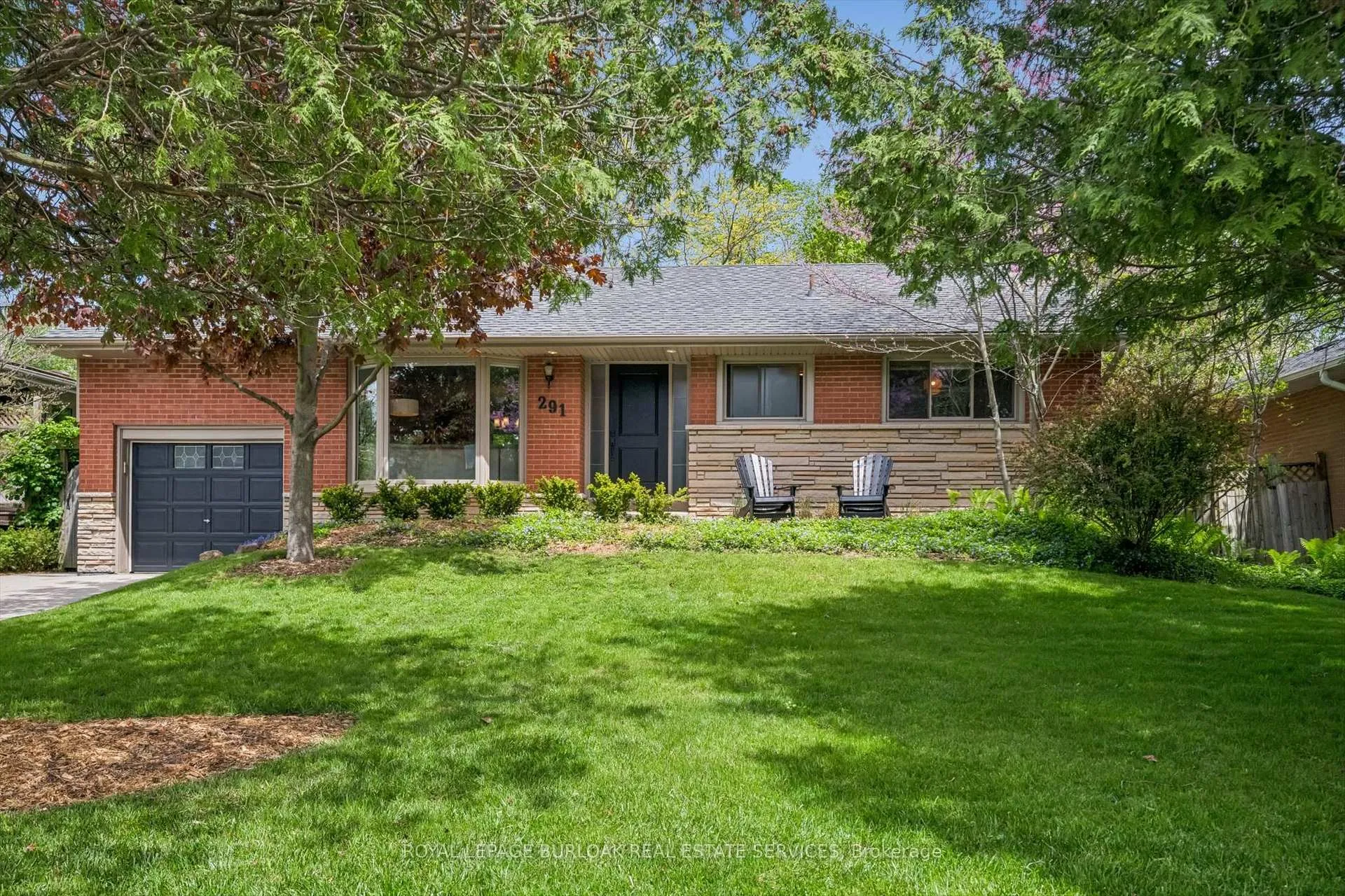 Photo 2 of 291 Strathcona Drive, Burlington, Shoreacres — HOMEH