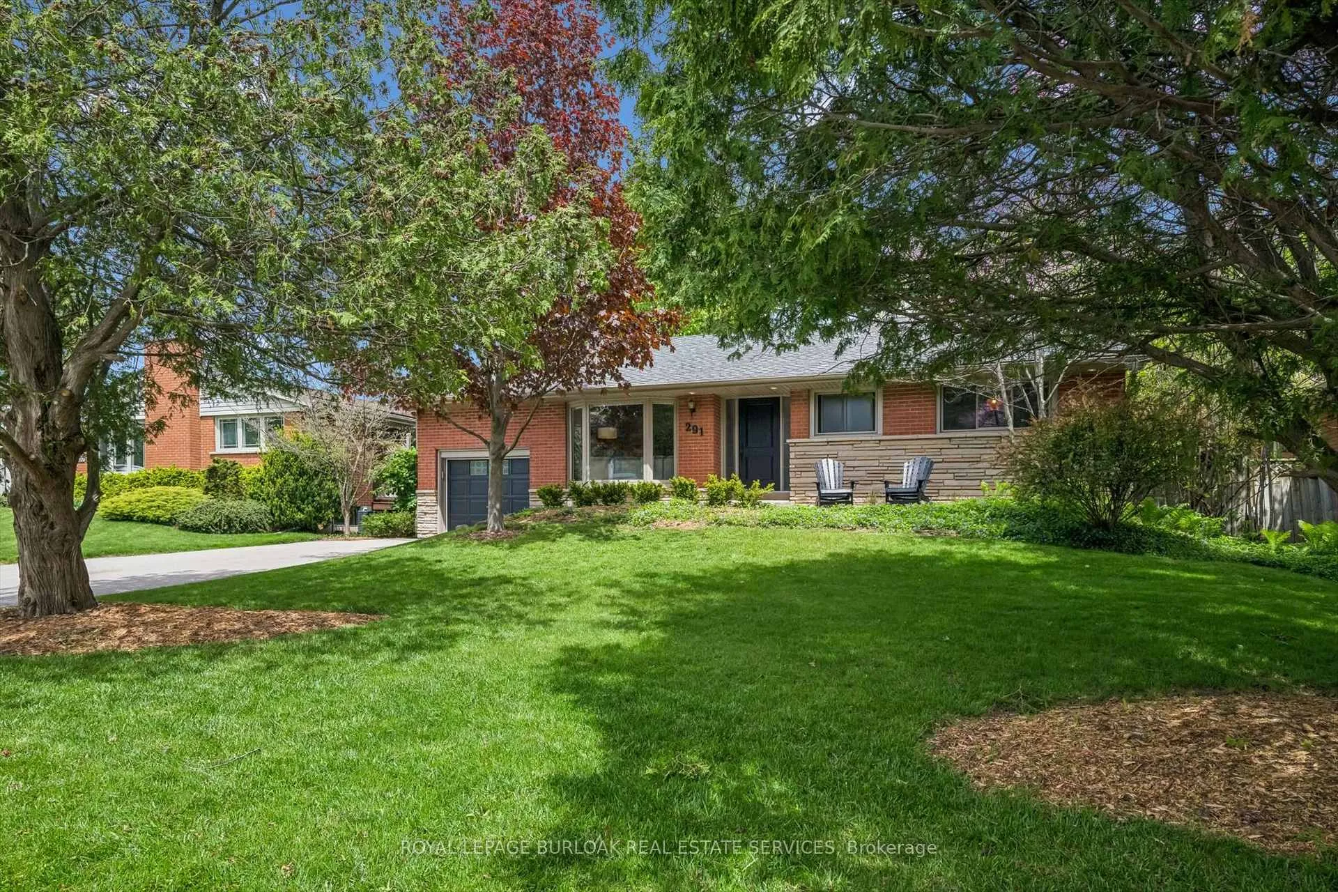 Photo 3 of 291 Strathcona Drive, Burlington, Shoreacres — HOMEH
