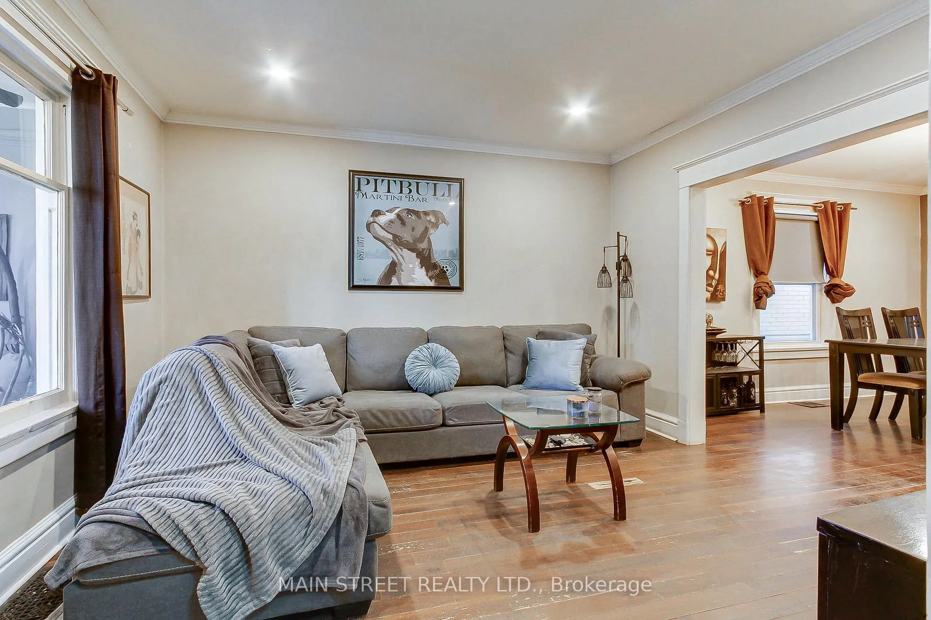 Photo 5 of 19 Macdonald Street, Etobicoke, Mimico — HOMEH