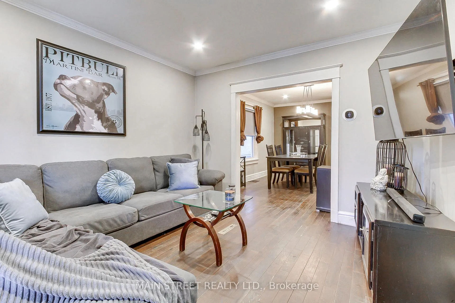 Photo 6 of 19 Macdonald Street, Etobicoke, Mimico — HOMEH