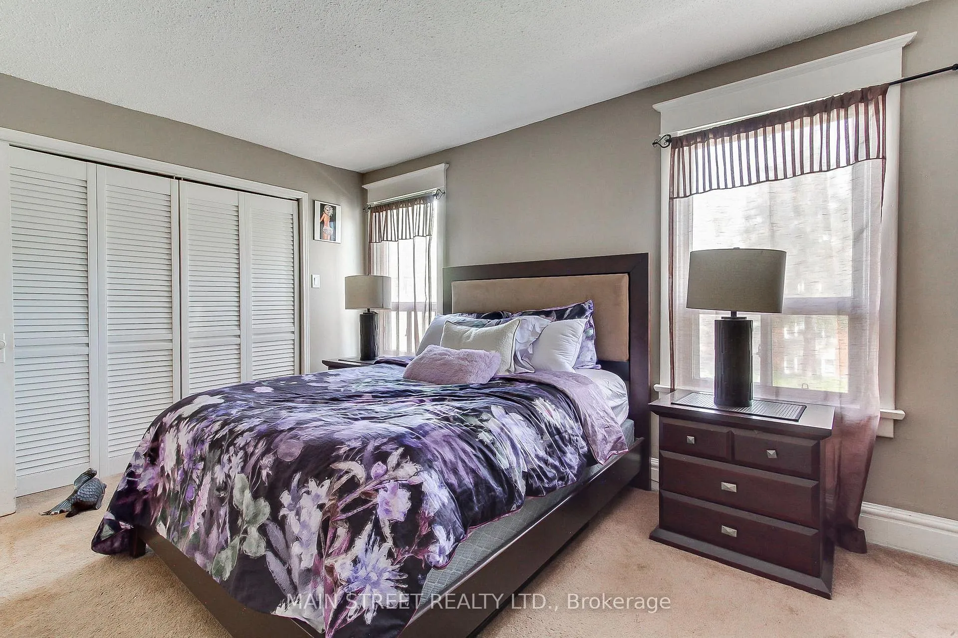 Photo 20 of 19 Macdonald Street, Etobicoke, Mimico — HOMEH
