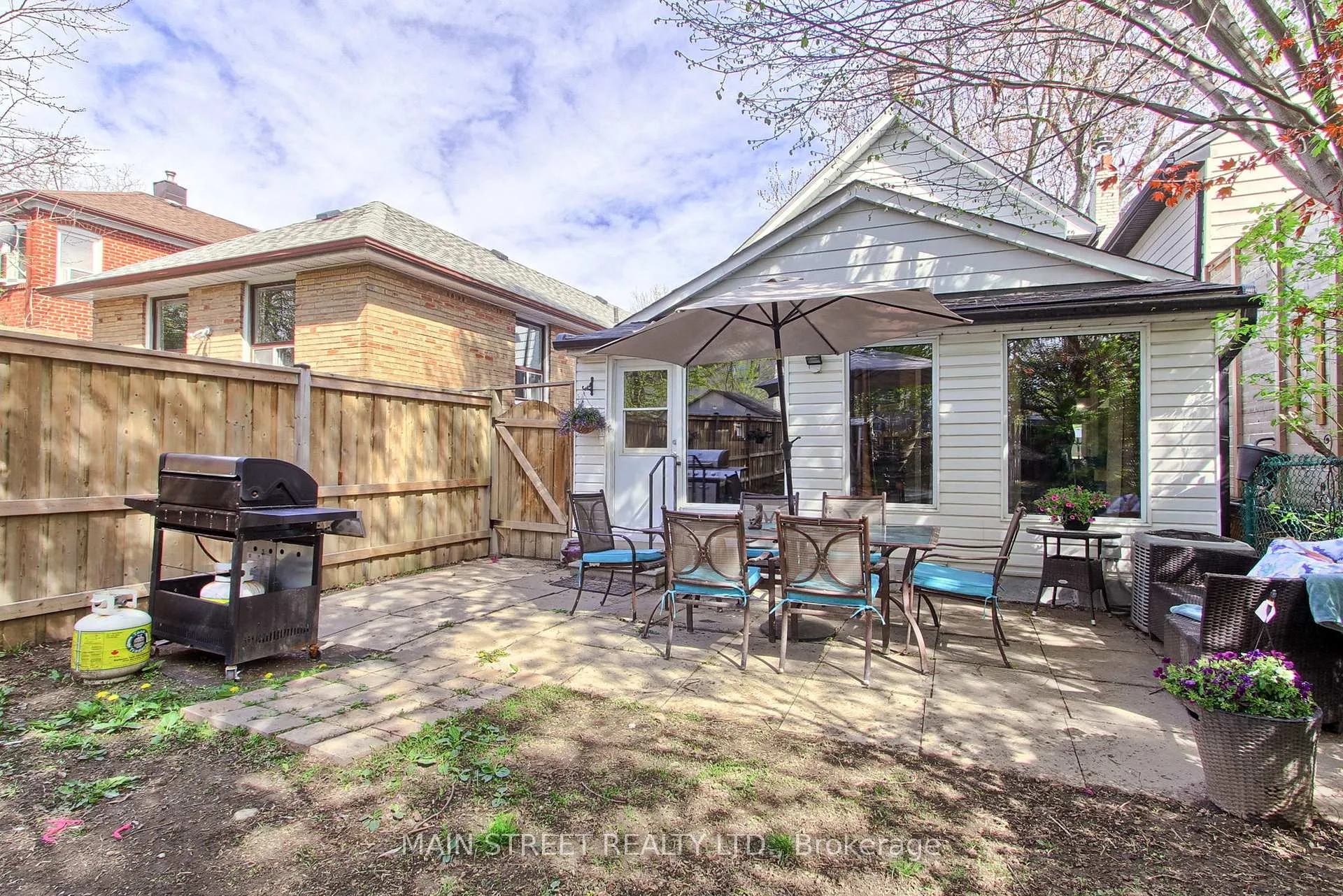 Photo 28 of 19 Macdonald Street, Etobicoke, Mimico — HOMEH