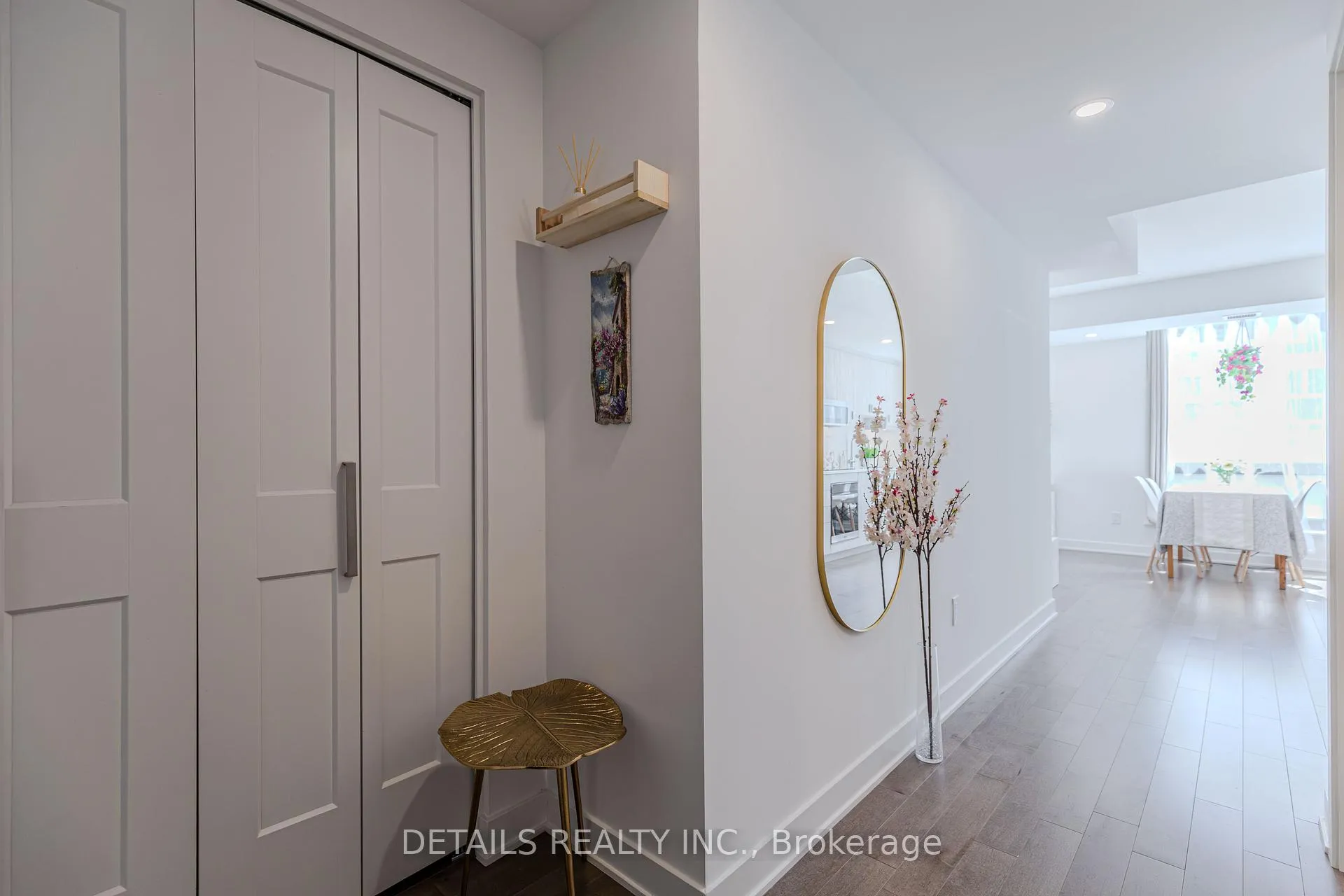 Photo 5 of Unit 1008, 340 Queen Street, Ottawa, Ottawa Centre — HOMEH