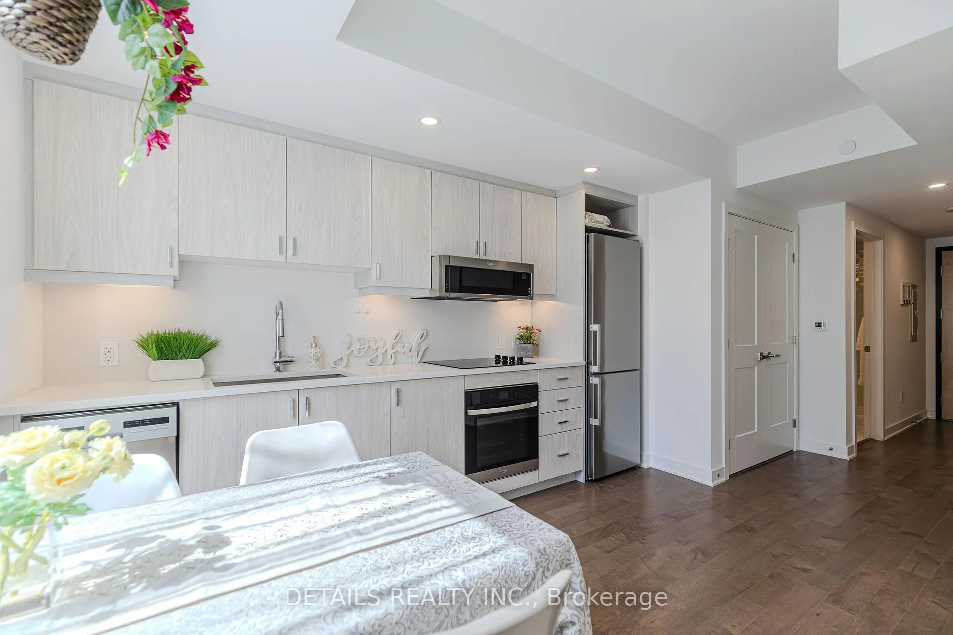 Photo 13 of Unit 1008, 340 Queen Street, Ottawa, Ottawa Centre — HOMEH
