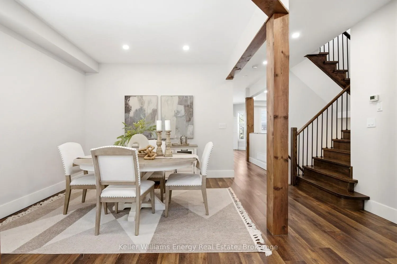 Photo 20 of 10 Tunney Place, Whitby, Brooklin — HOMEH