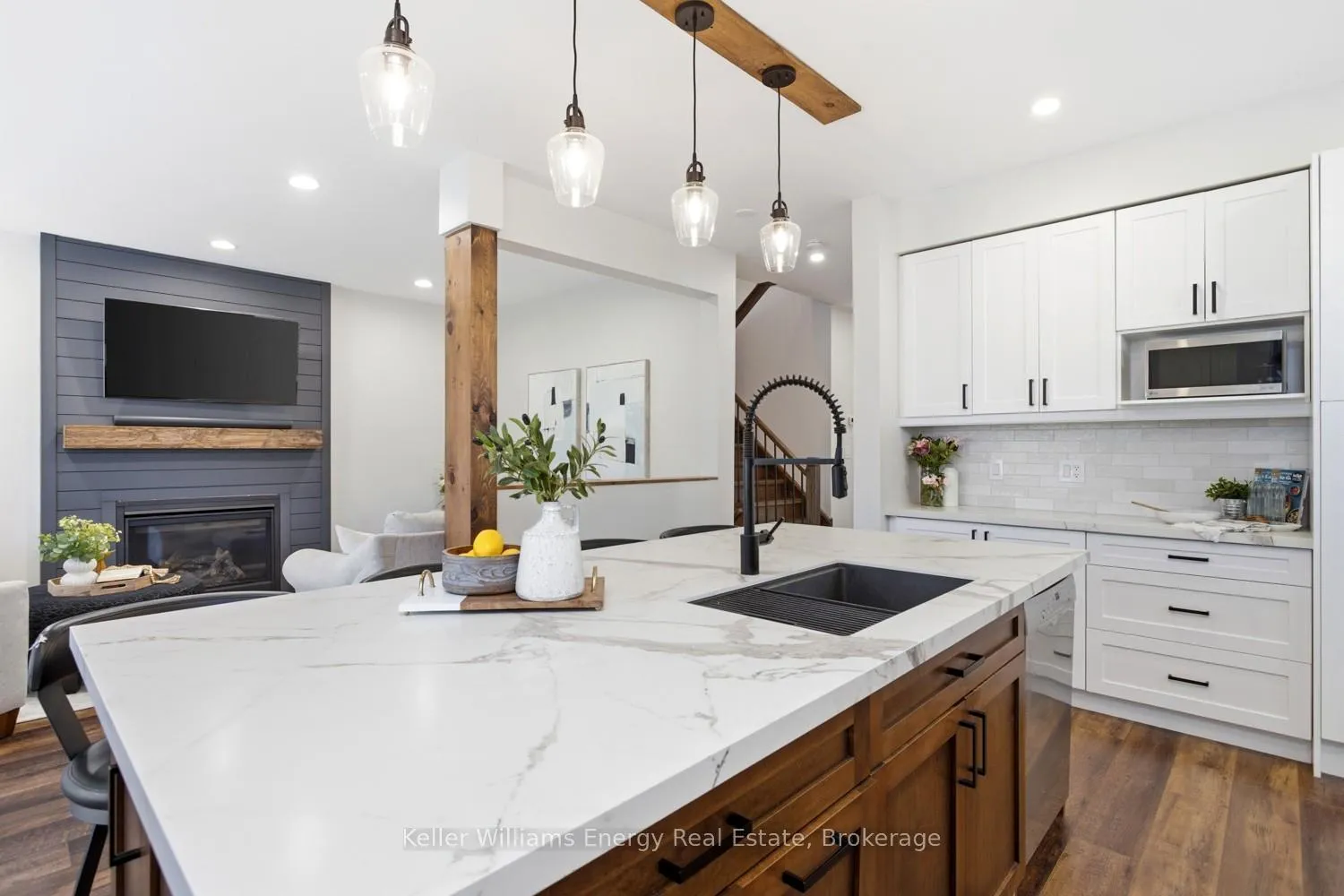 Photo 26 of 10 Tunney Place, Whitby, Brooklin — HOMEH
