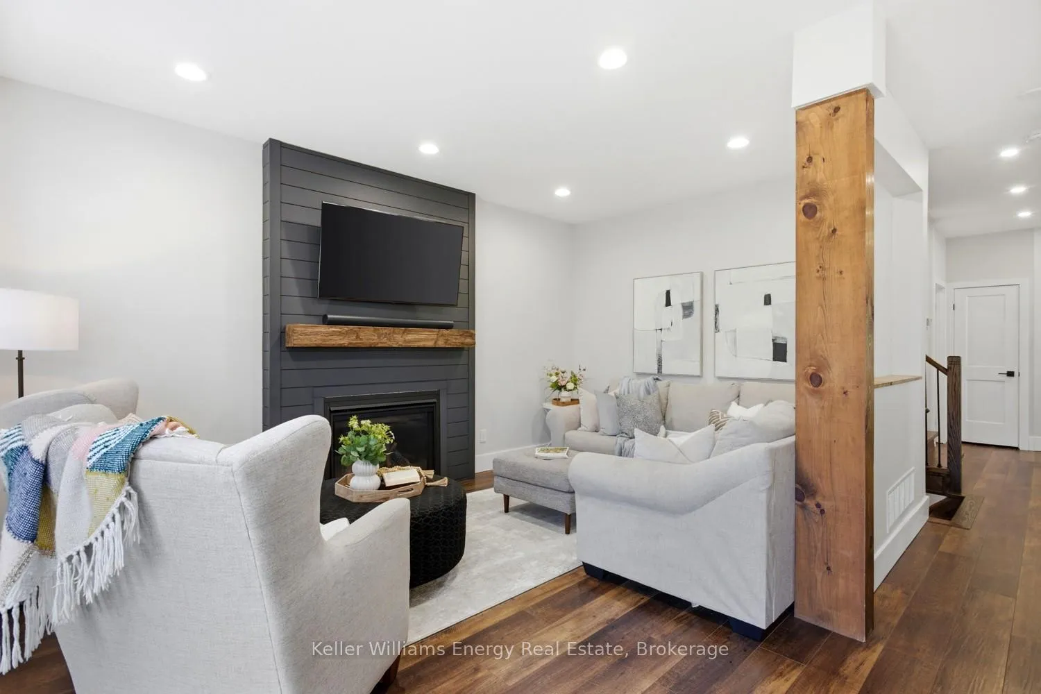 Photo 27 of 10 Tunney Place, Whitby, Brooklin — HOMEH