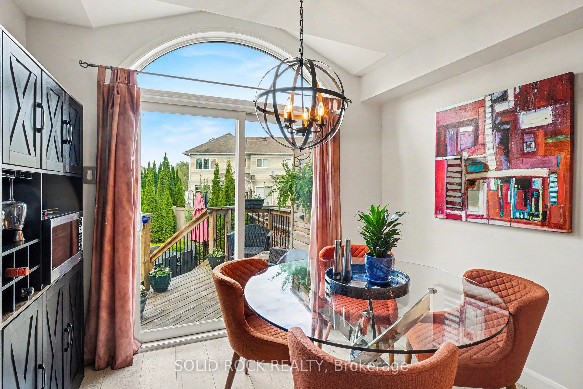 Photo 10 of 2064 Dunollie Crescent, Ottawa, Kanata - Morgan's Grant/South March — HOMEH