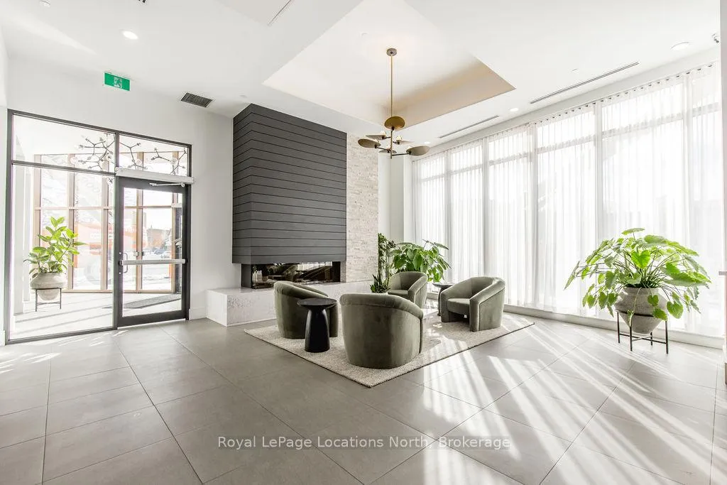 Photo 3 of Unit 523, 31 Huron Street, Collingwood — HOMEH