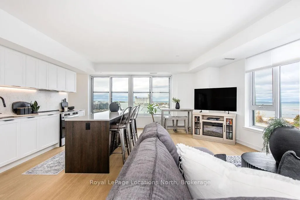 Photo 7 of Unit 523, 31 Huron Street, Collingwood — HOMEH