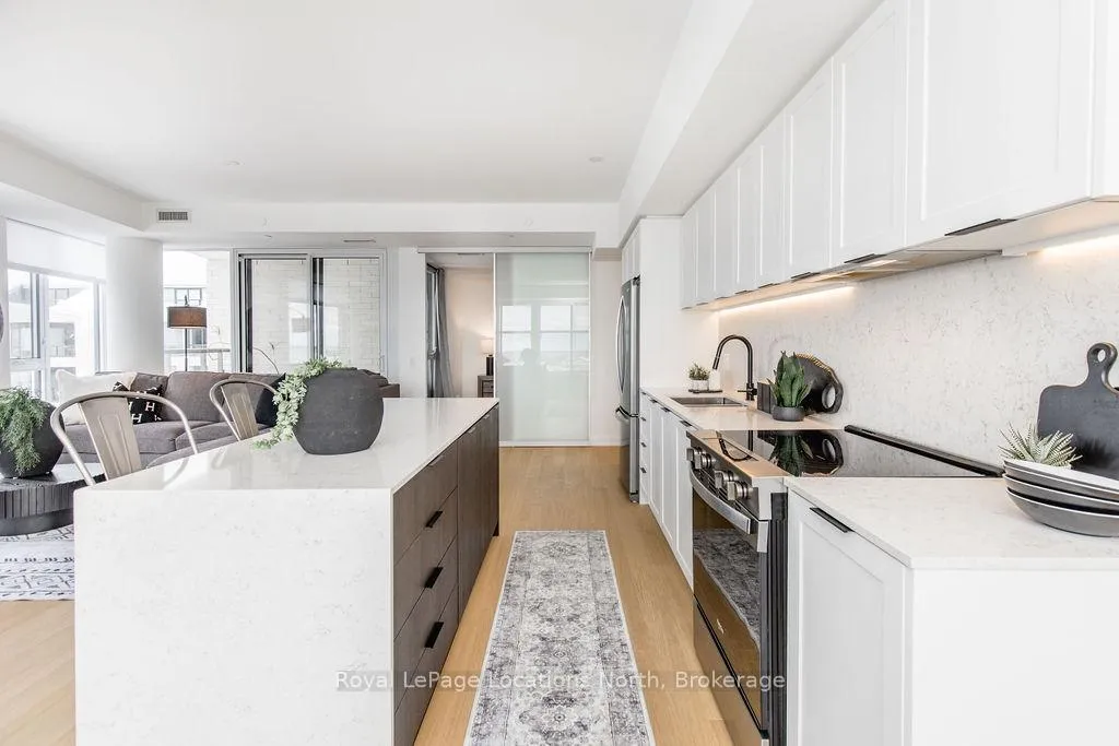 Photo 13 of Unit 523, 31 Huron Street, Collingwood — HOMEH