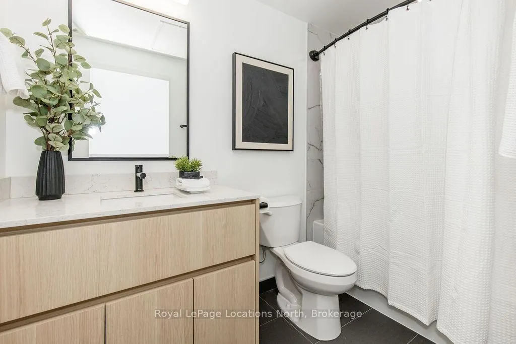 Photo 19 of Unit 523, 31 Huron Street, Collingwood — HOMEH