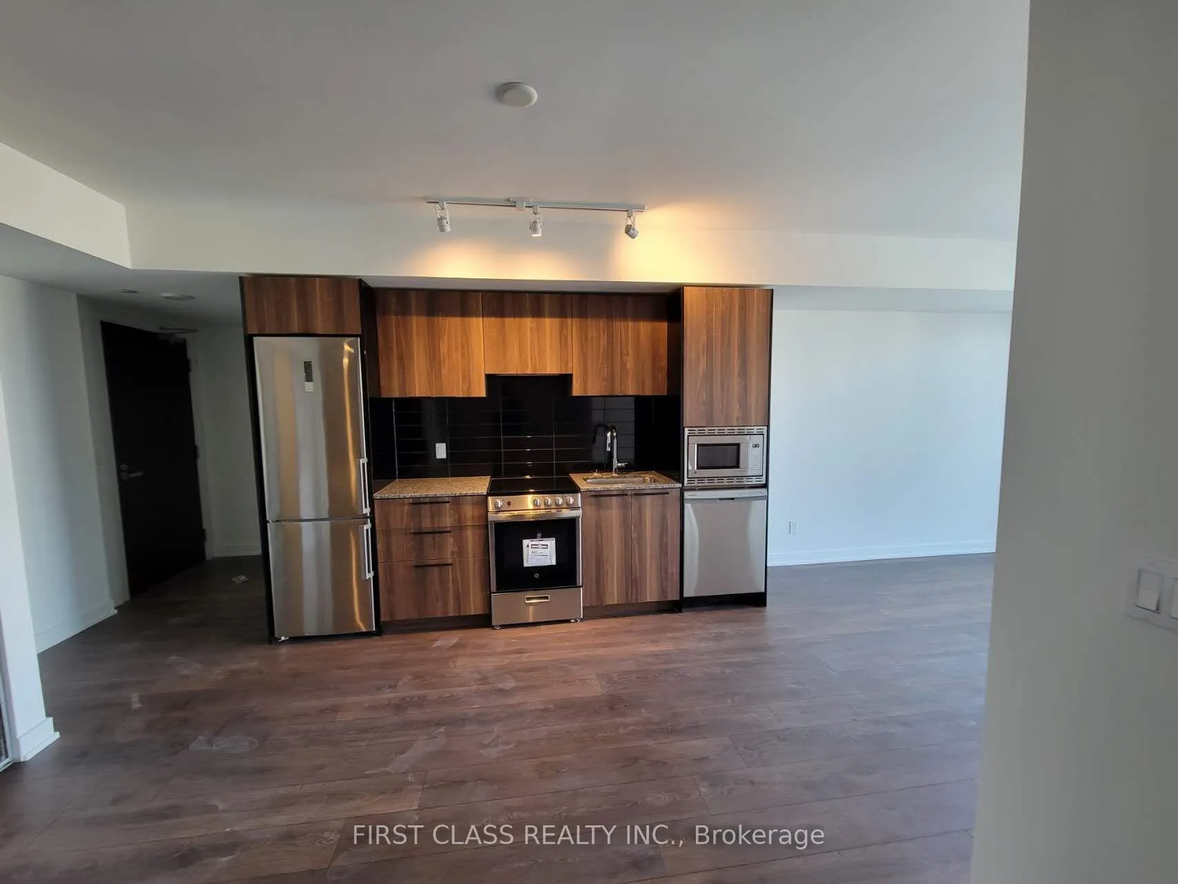 Photo 5 of Unit 2607, 501 Yonge Street, Toronto, Church-Yonge Corridor — HOMEH