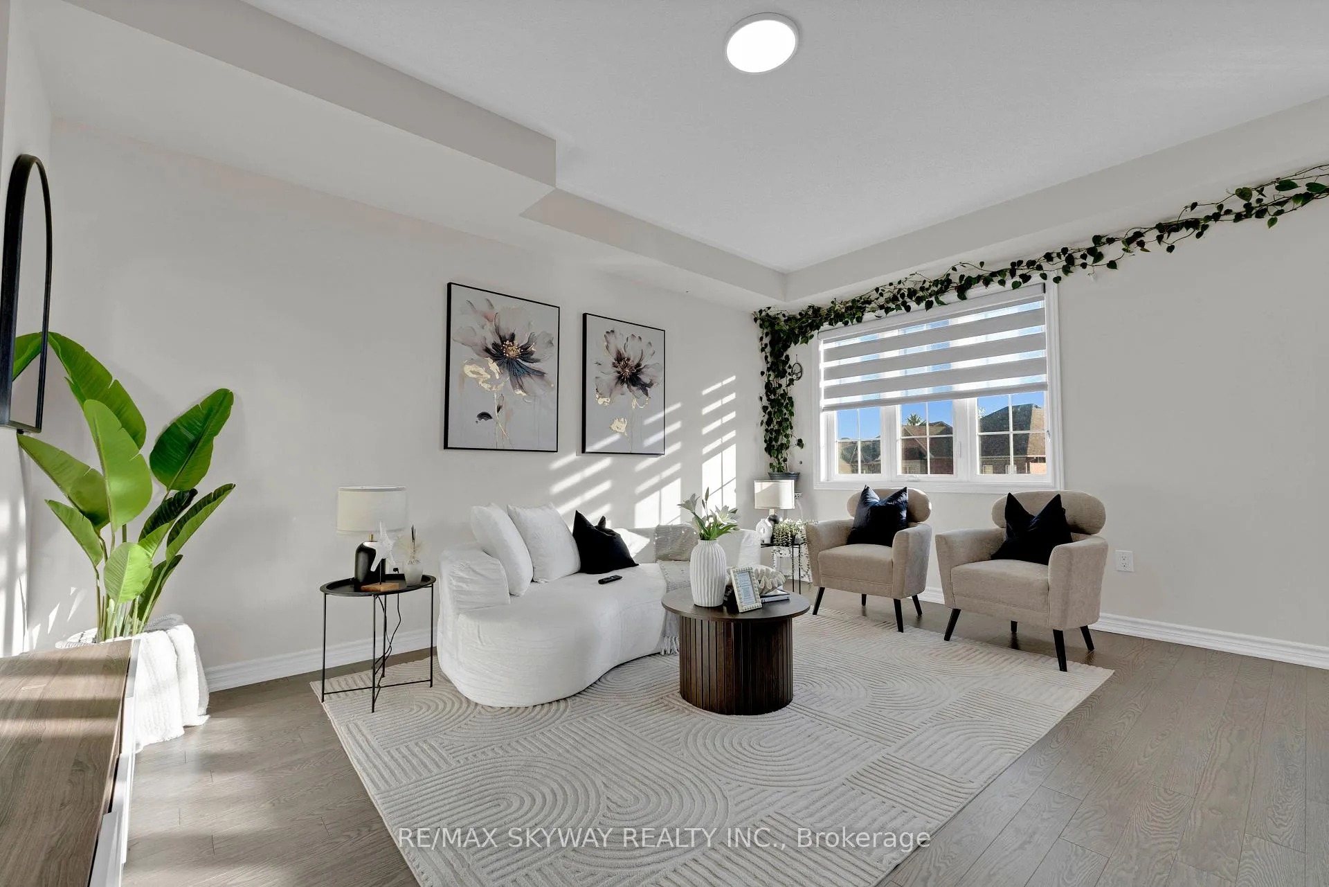 Photo 2 of 21 Allegro Drive, Brampton, Credit Valley — HOMEH