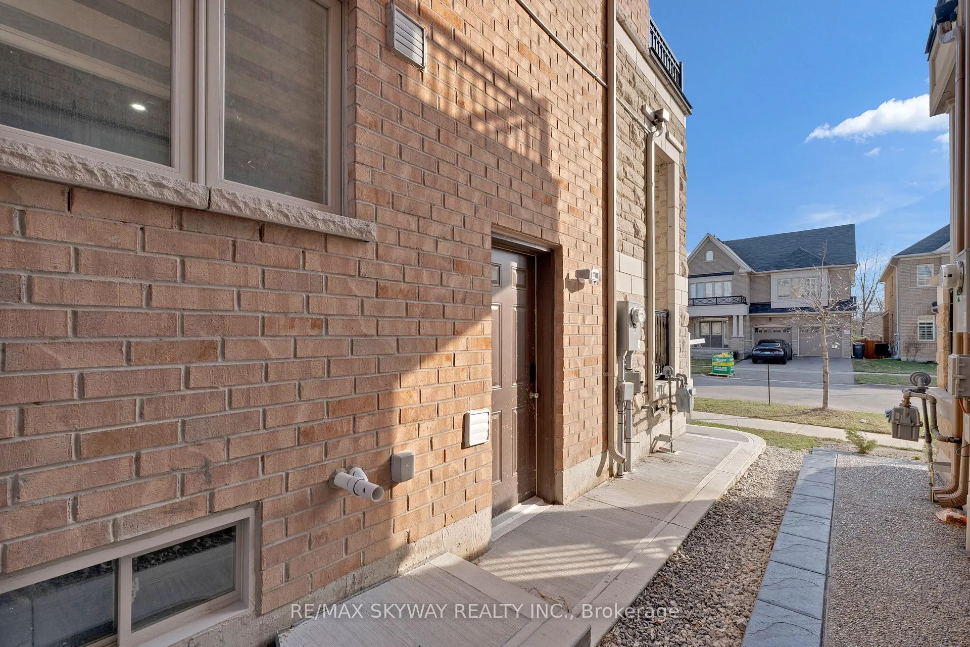 Photo 31 of 21 Allegro Drive, Brampton, Credit Valley — HOMEH