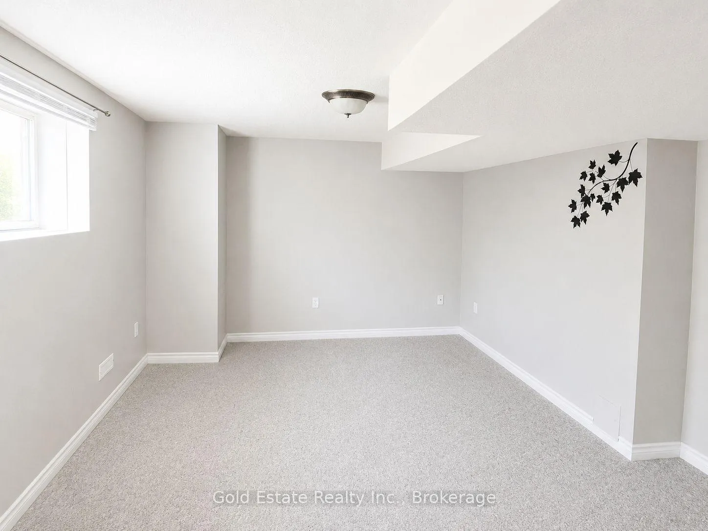 Photo 6 of Unit LOWER, 1387 Marshall Crescent, Milton, Beaty — HOMEH