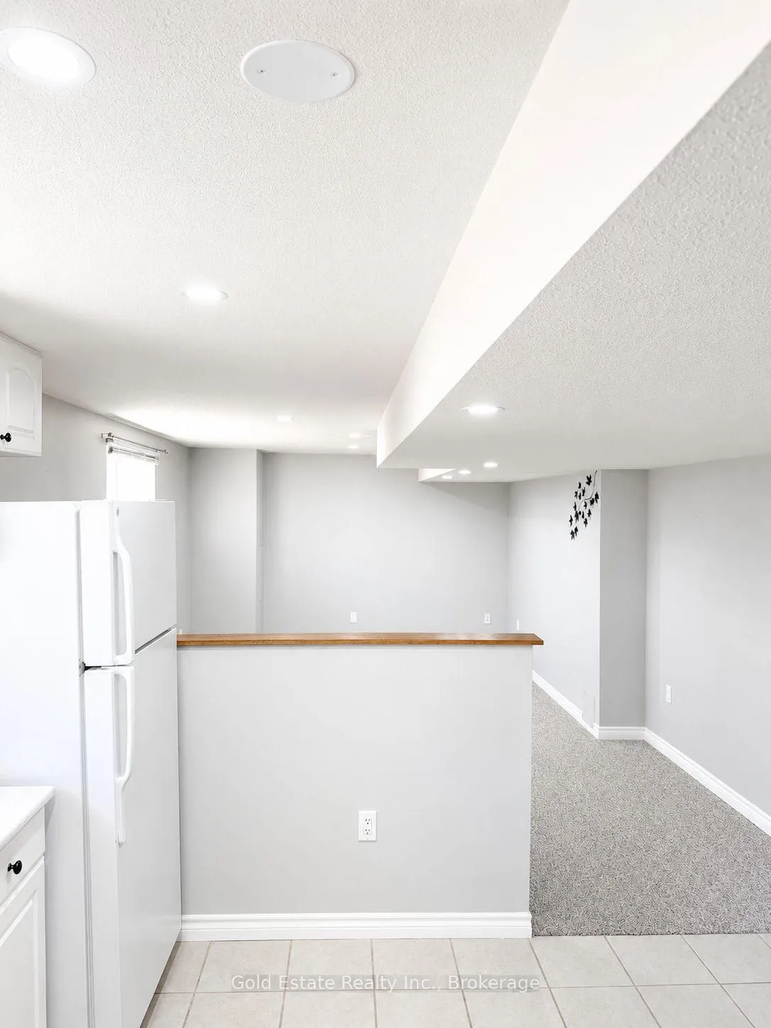 Photo 7 of Unit LOWER, 1387 Marshall Crescent, Milton, Beaty — HOMEH