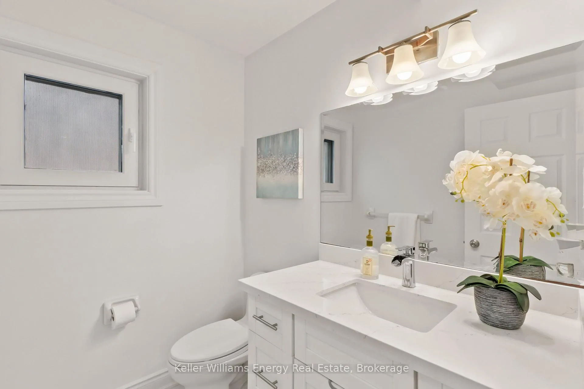 Photo 19 of 19 Farncomb Crescent, Clarington, Bowmanville — HOMEH