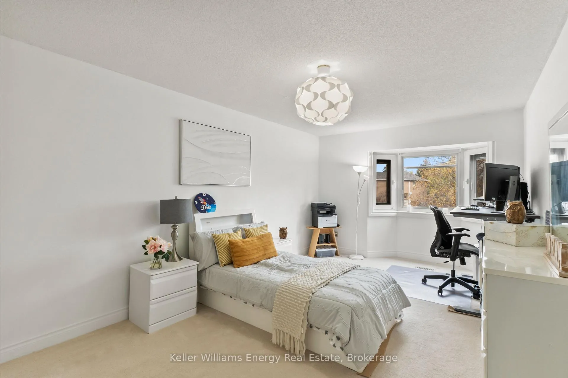 Photo 27 of 19 Farncomb Crescent, Clarington, Bowmanville — HOMEH