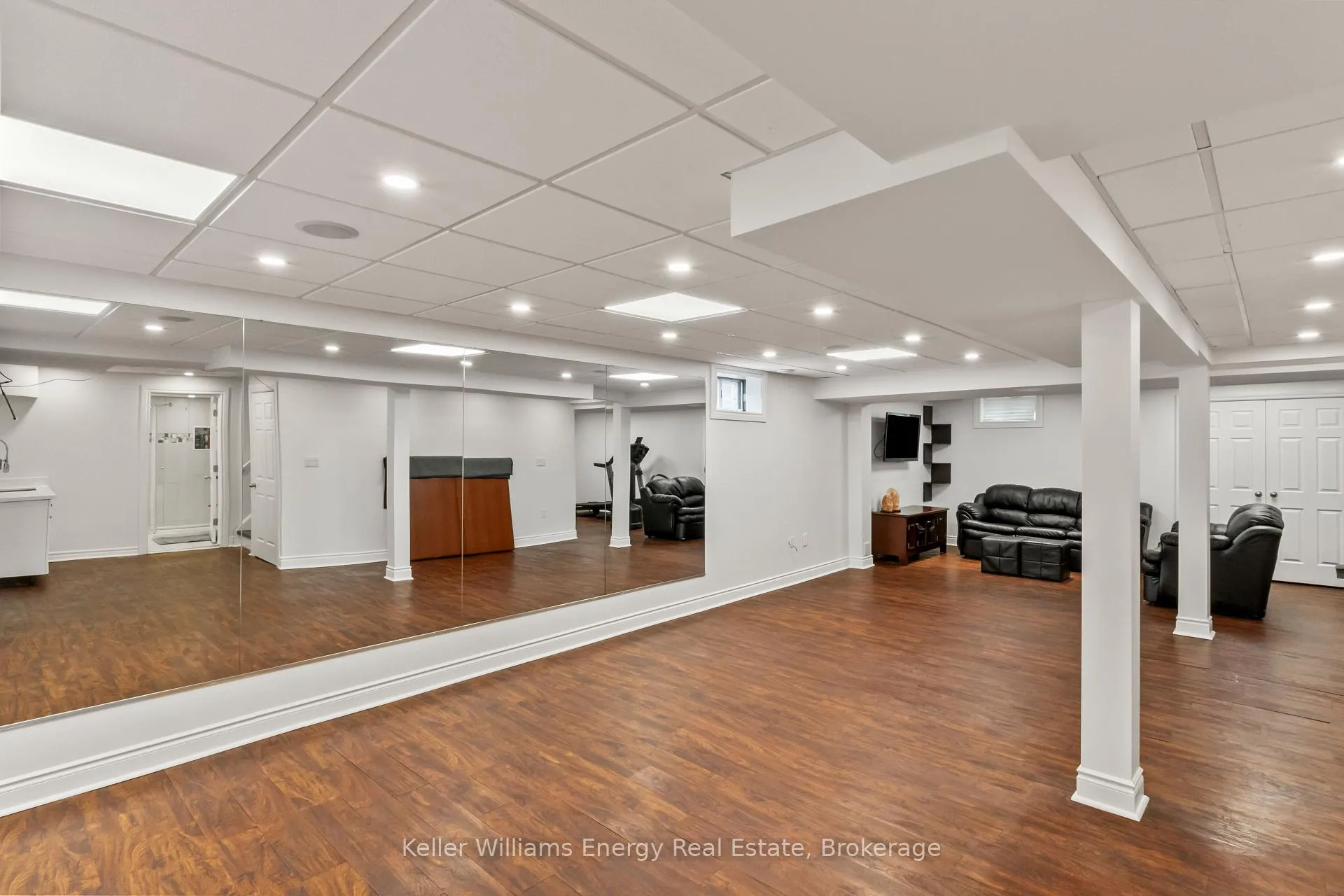 Photo 36 of 19 Farncomb Crescent, Clarington, Bowmanville — HOMEH