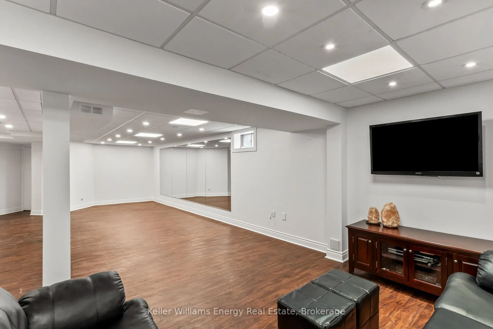 Photo 40 of 19 Farncomb Crescent, Clarington, Bowmanville — HOMEH