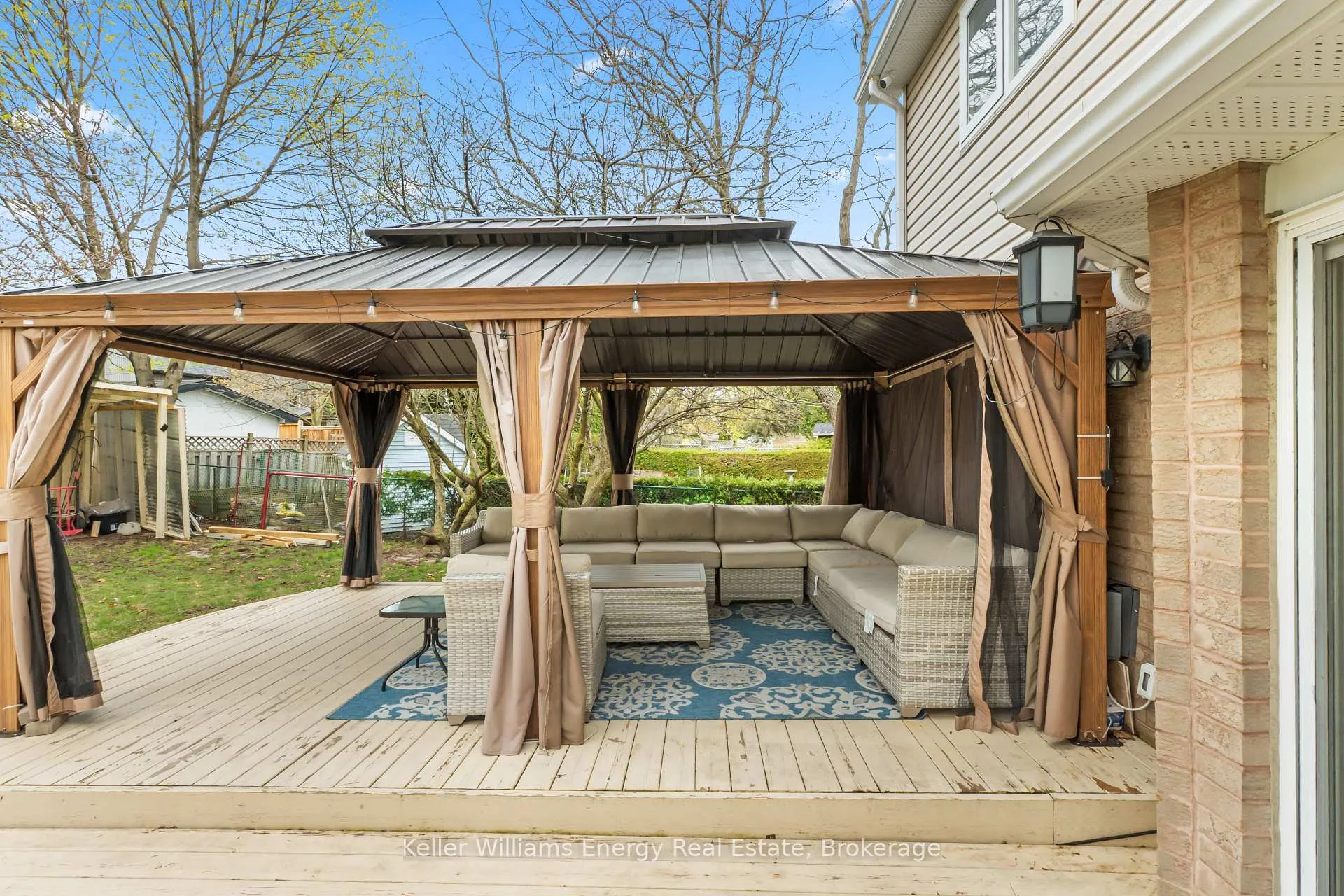 Photo 46 of 19 Farncomb Crescent, Clarington, Bowmanville — HOMEH