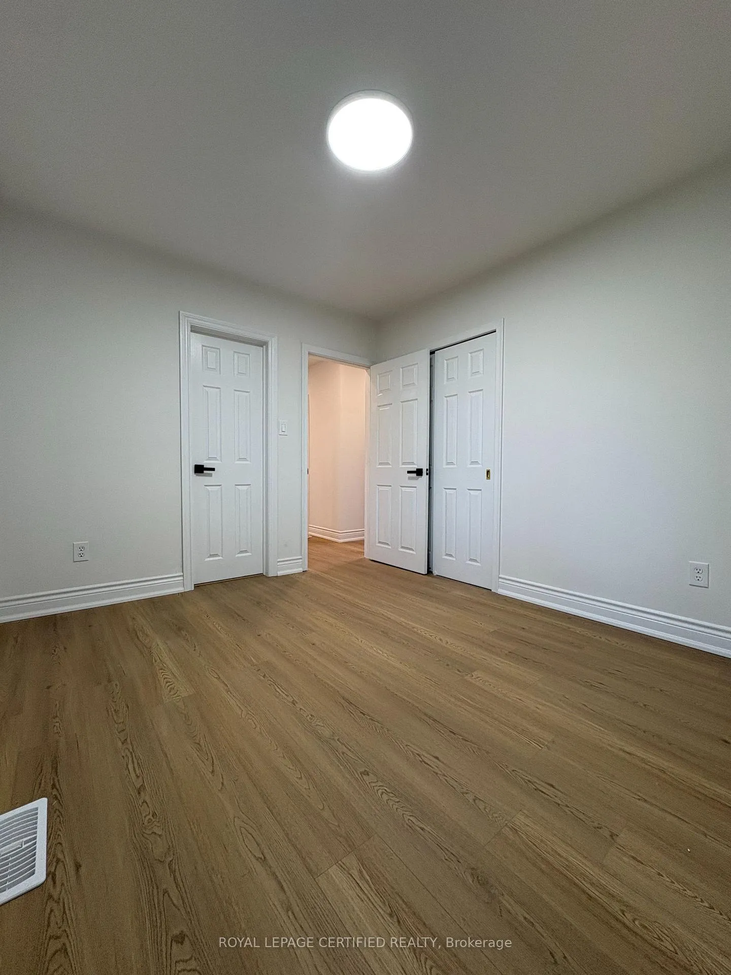Photo 13 of 414 Third Line, Oakville, West — HOMEH