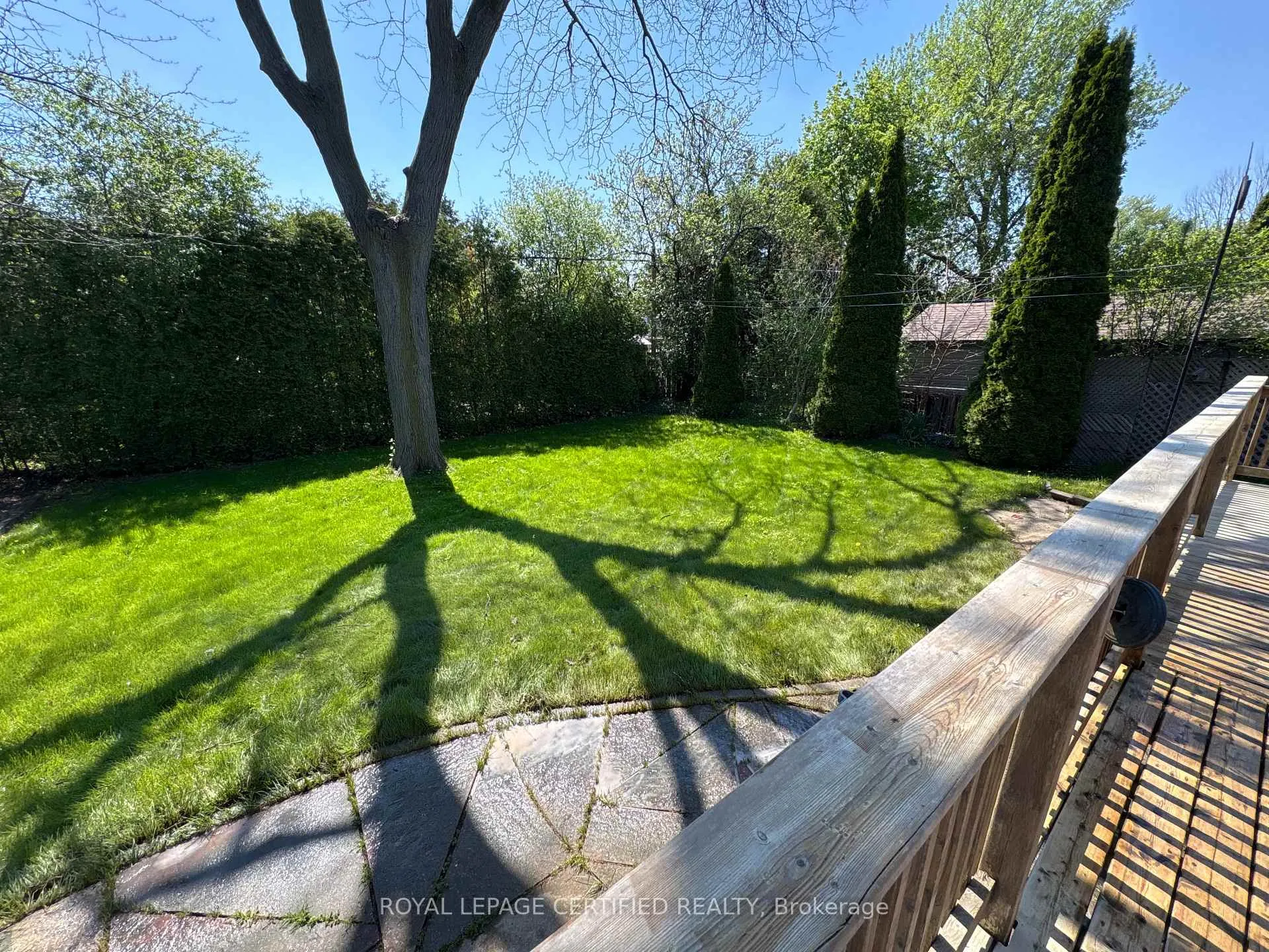 Photo 23 of 414 Third Line, Oakville, West — HOMEH