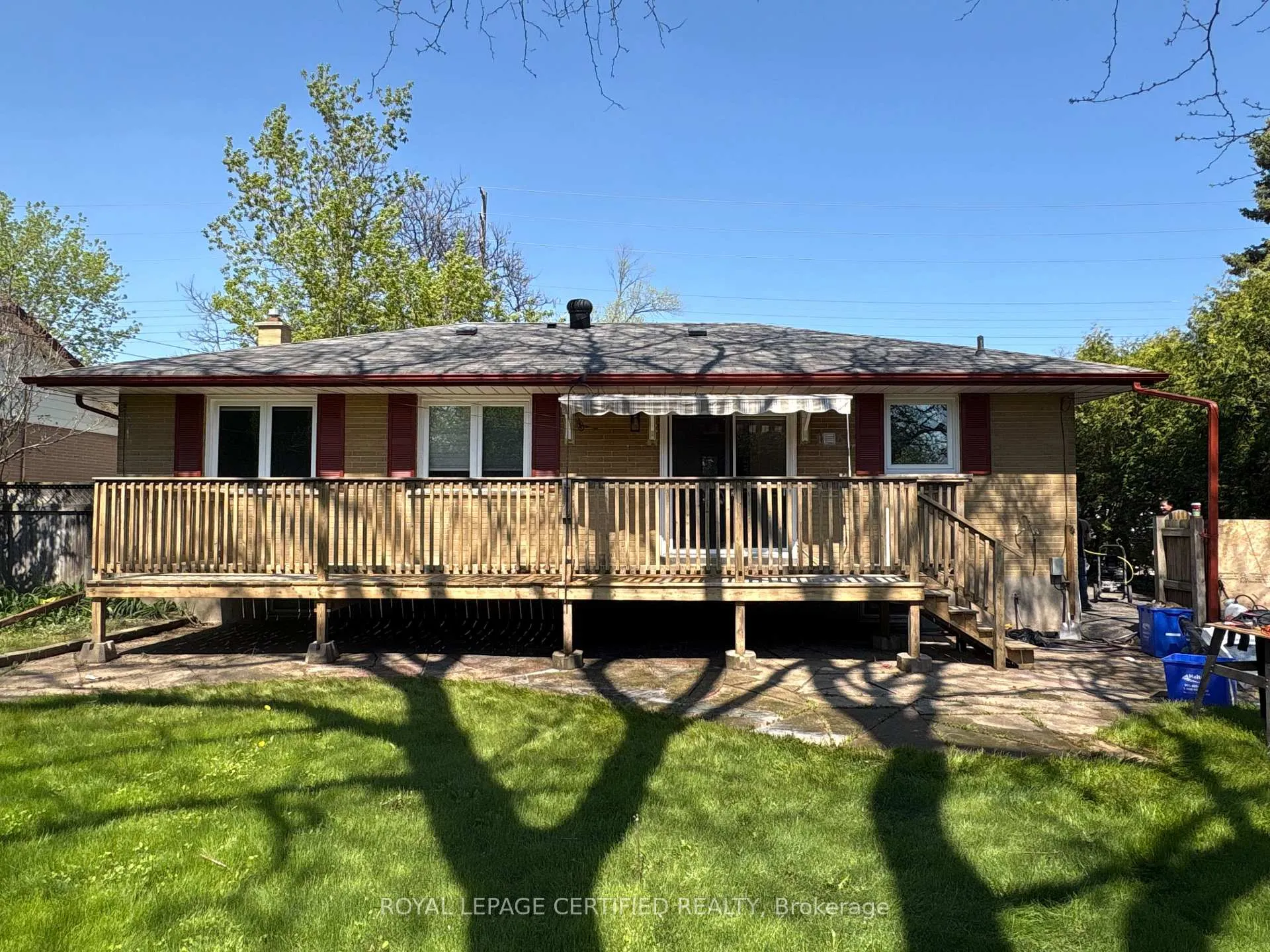 Photo 24 of 414 Third Line, Oakville, West — HOMEH