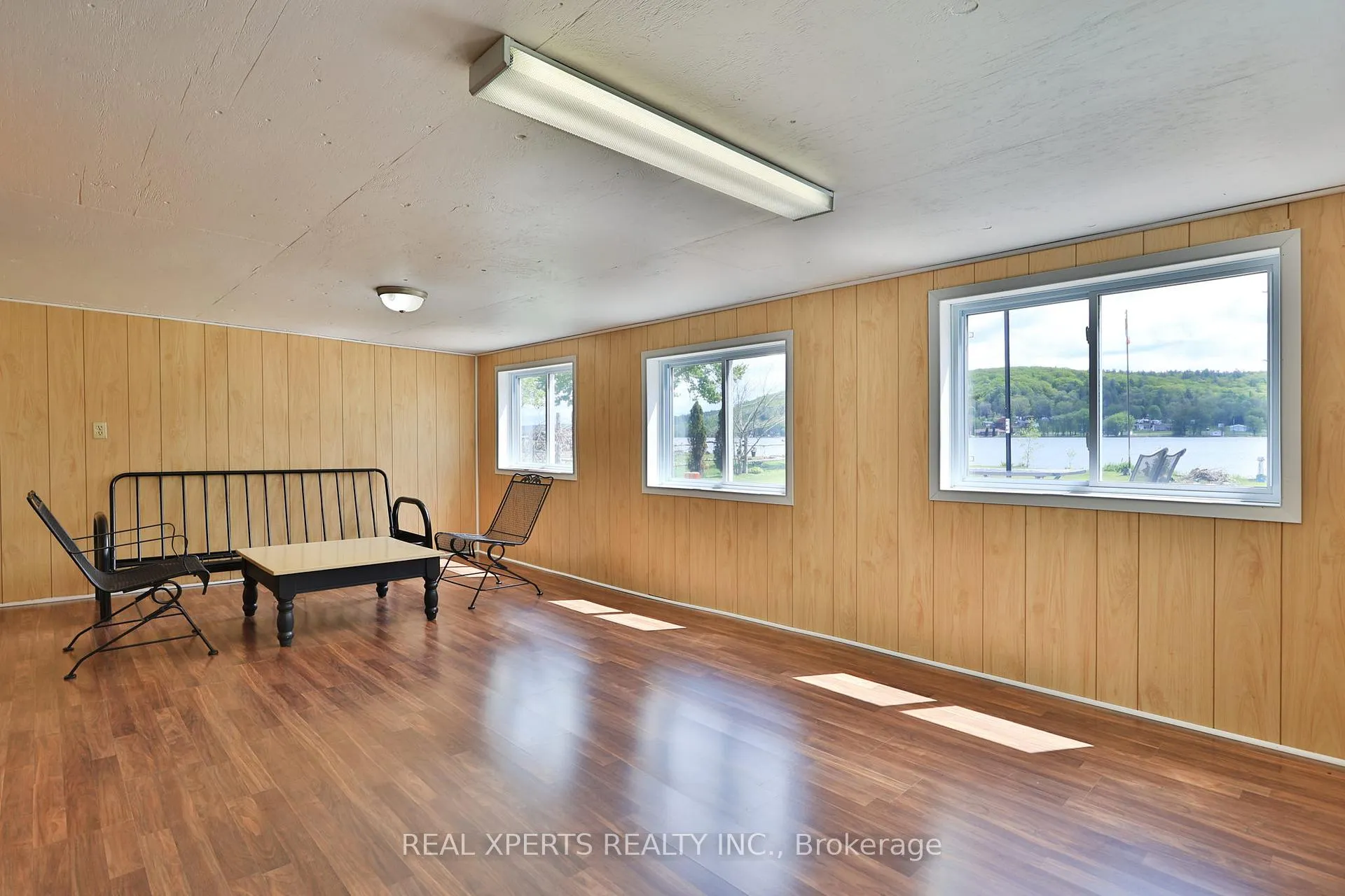 Photo 24 of 29 Prior Lane, Quinte West, Sidney Ward — HOMEH