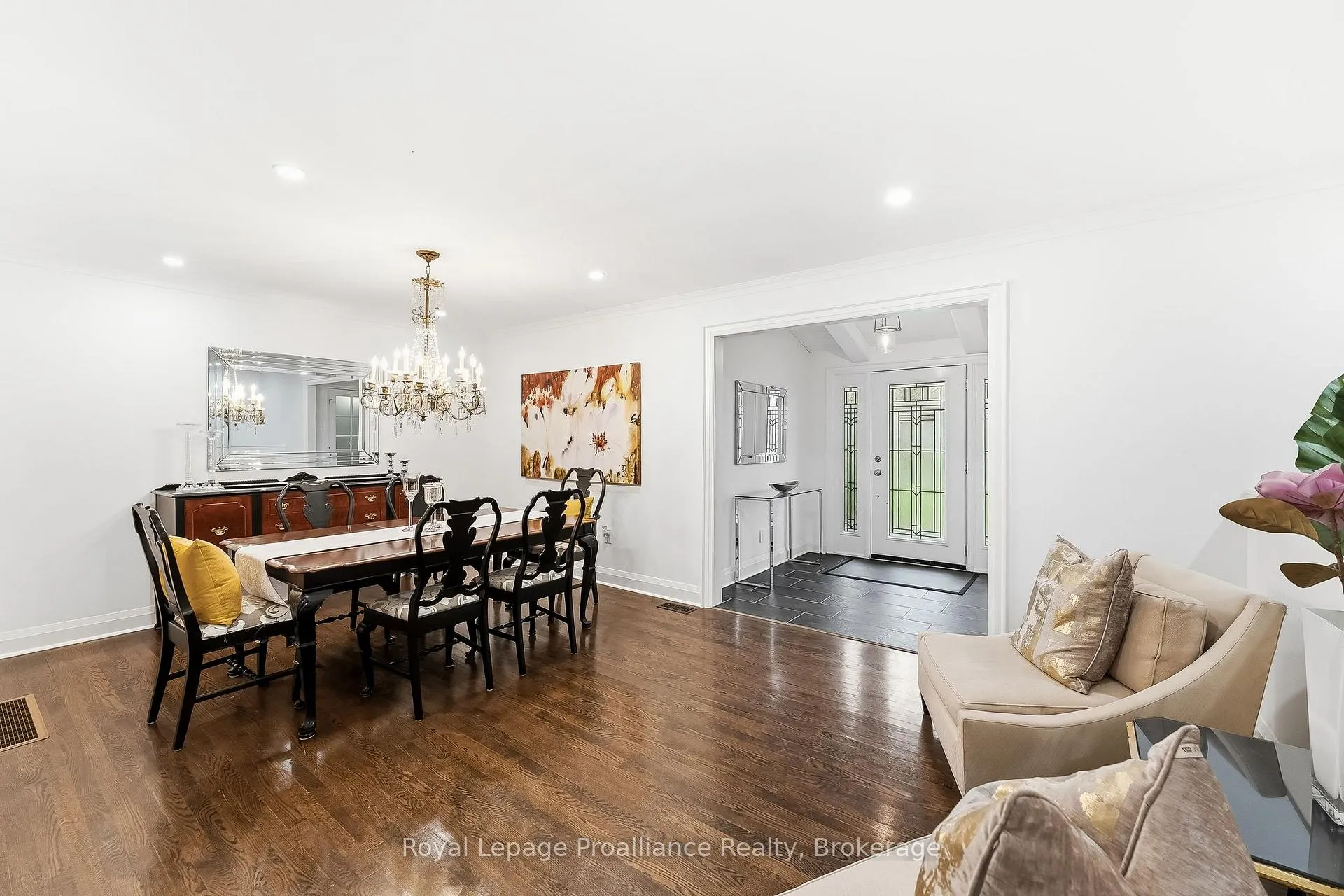 Photo 10 of 35 Hamilton Avenue, Cobourg — HOMEH