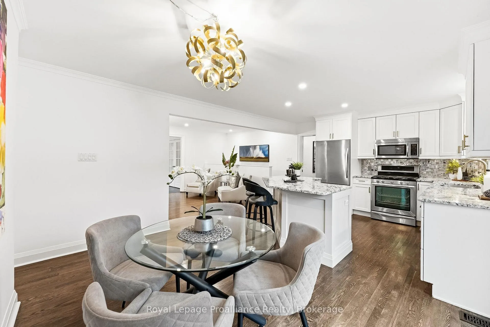 Photo 19 of 35 Hamilton Avenue, Cobourg — HOMEH